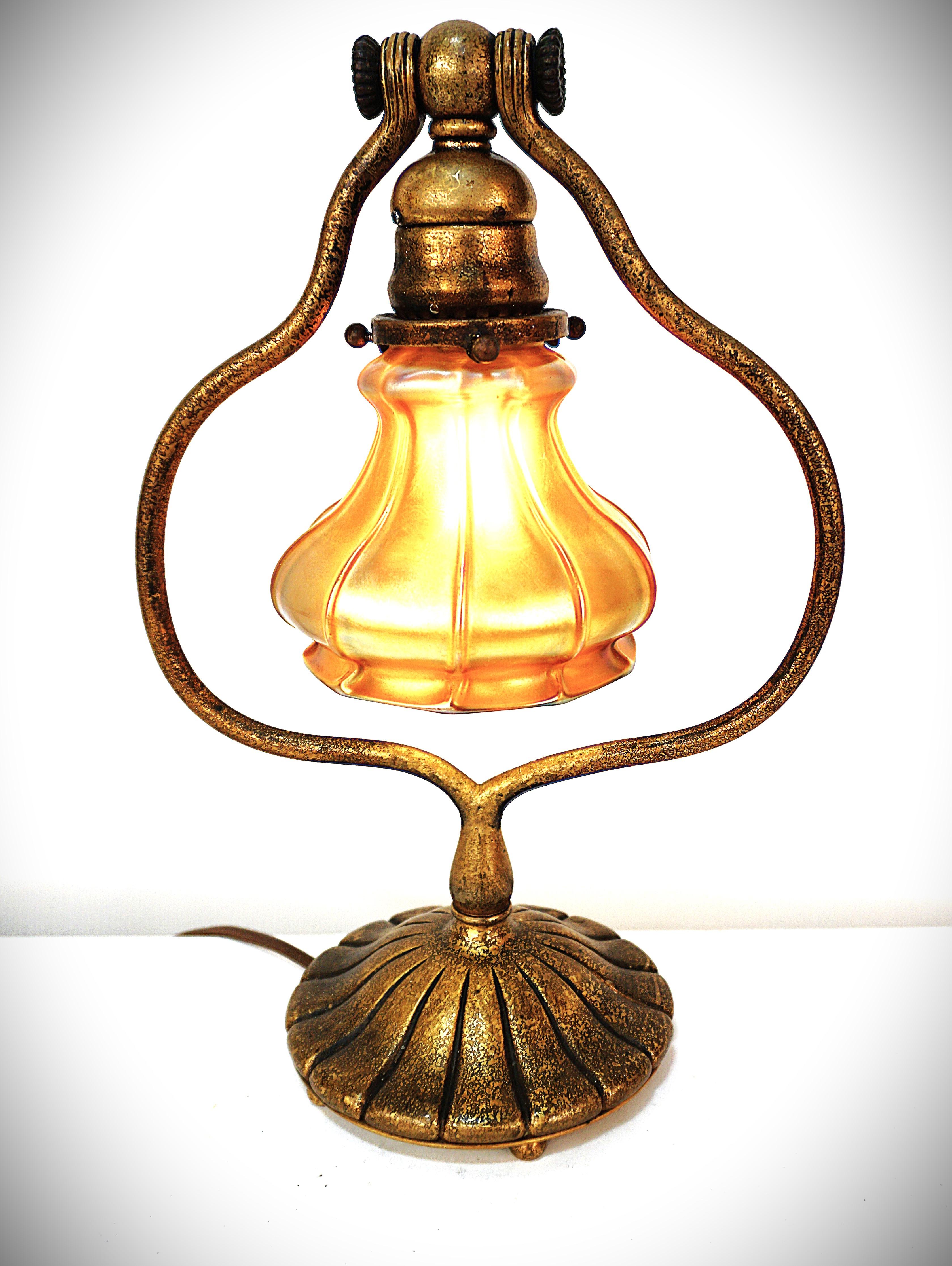Tiffany Studios Bronze Harp Table Desk Lamp In Good Condition In Fairfax, VA