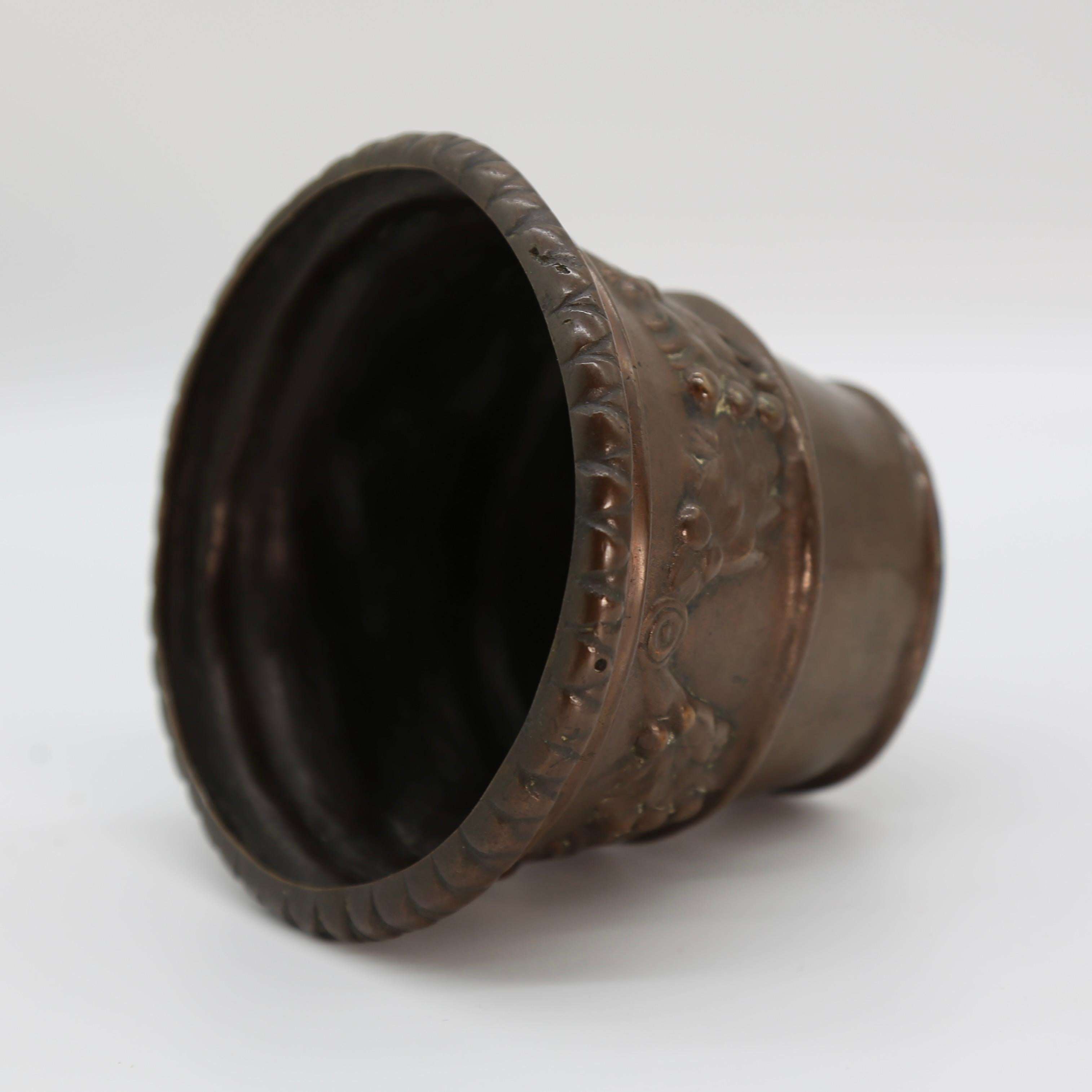 Tiffany Studios Bronze italienischen Stil Urne aus der antiken Serie frühen 1900er Jahren im Zustand „Hervorragend“ im Angebot in Glenford, NY