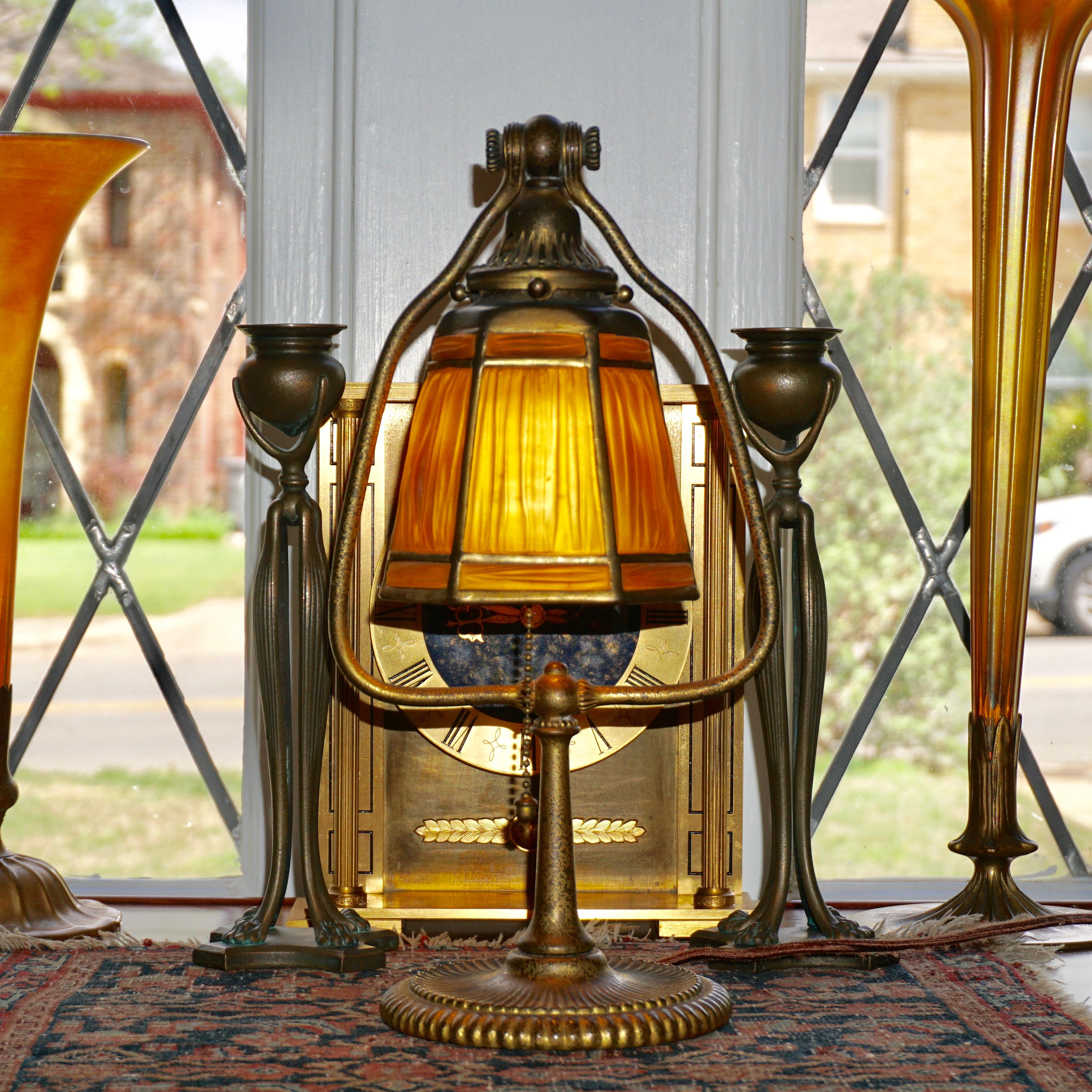 American Tiffany Studios Bronze Linenfold Harp Lamp