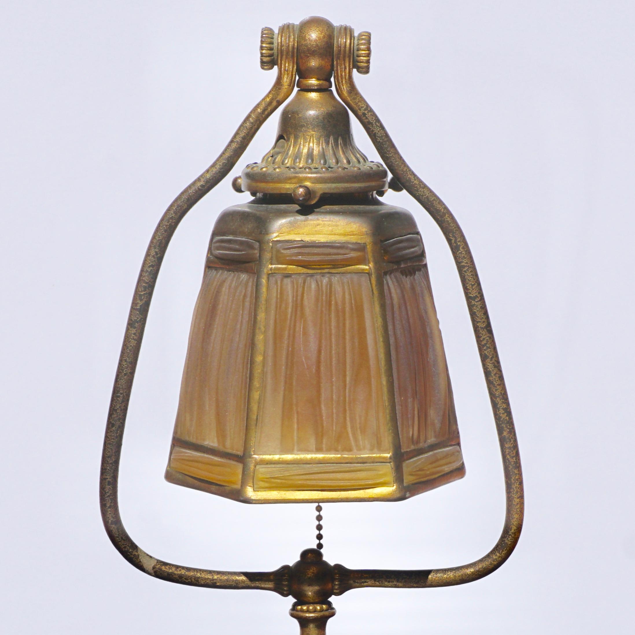 Tiffany Studios Bronze Linenfold Harp Lamp In Good Condition In Dallas, TX