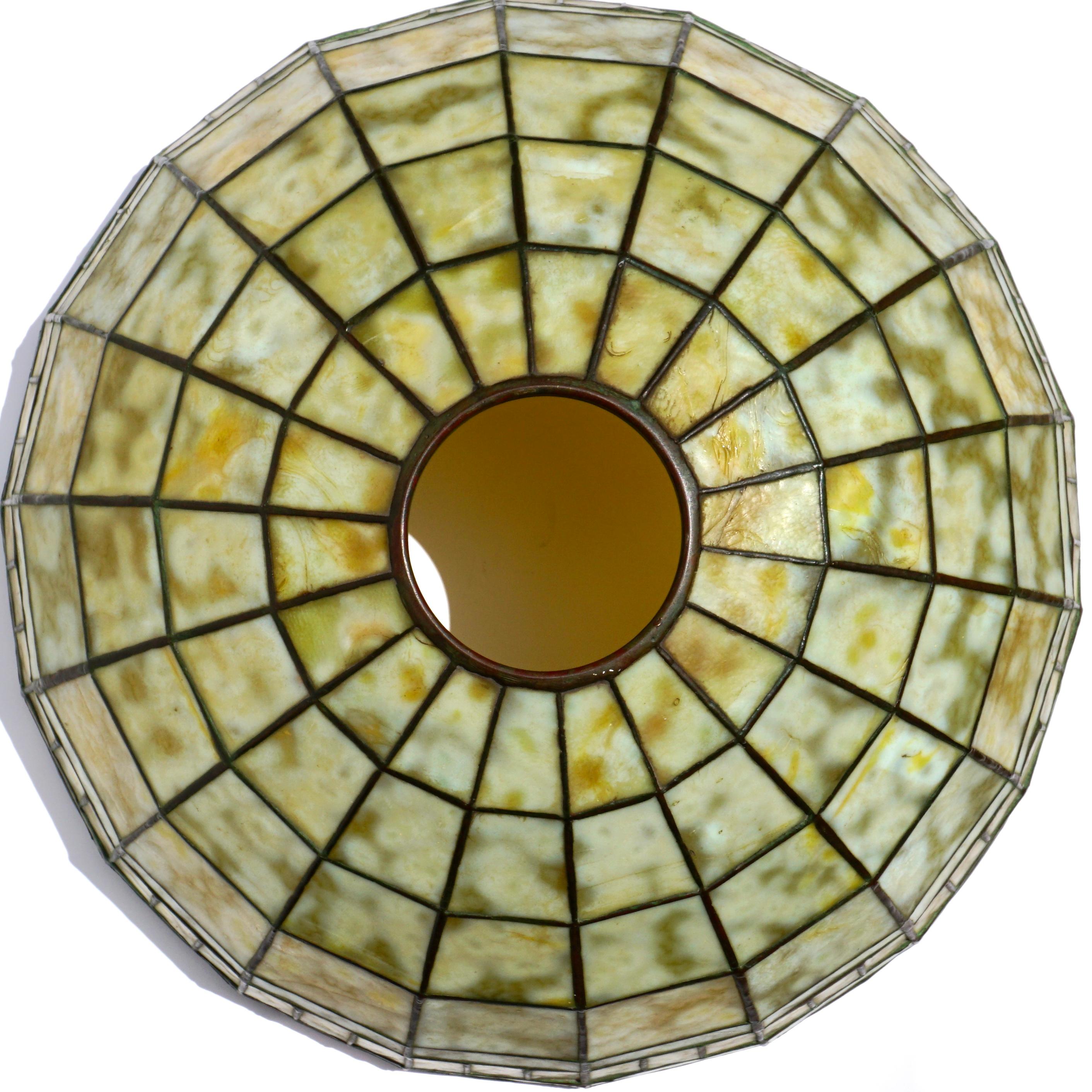 Colonial-Tischlampe von Tiffany Studios im Angebot 5