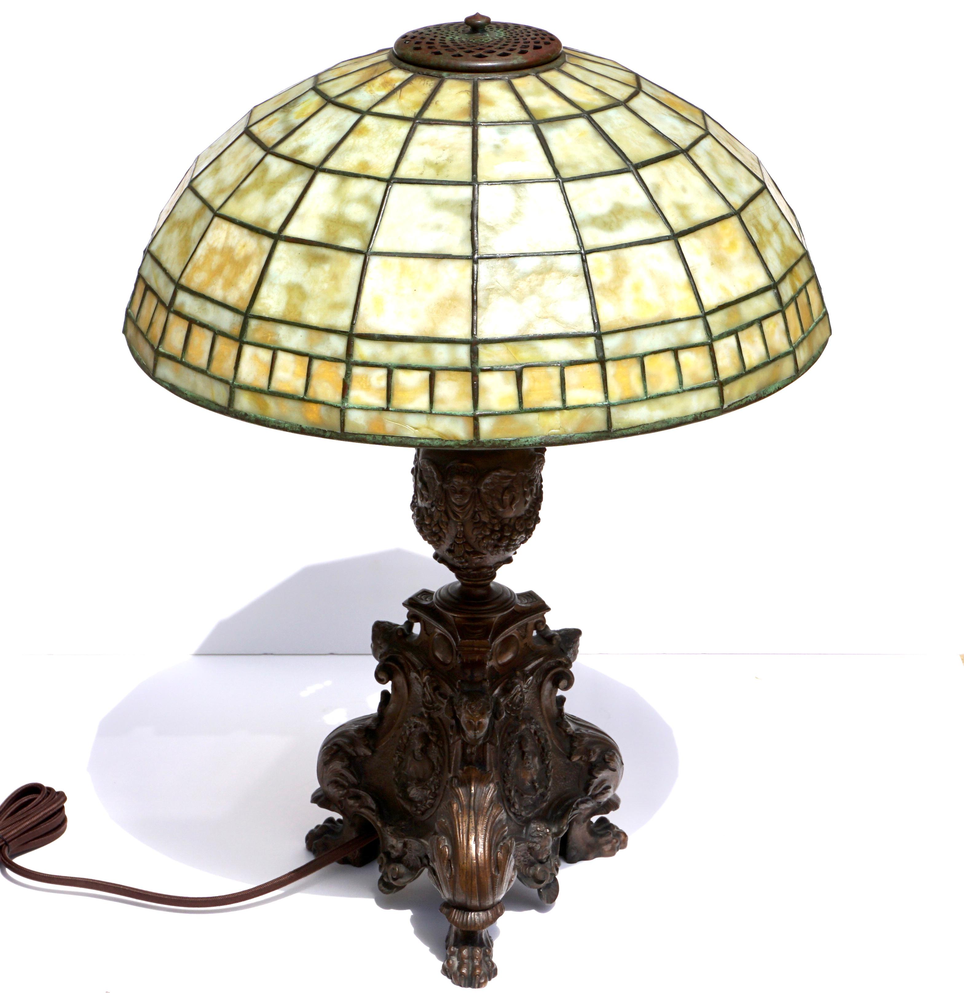American Tiffany Studios Colonial Table Lamp For Sale