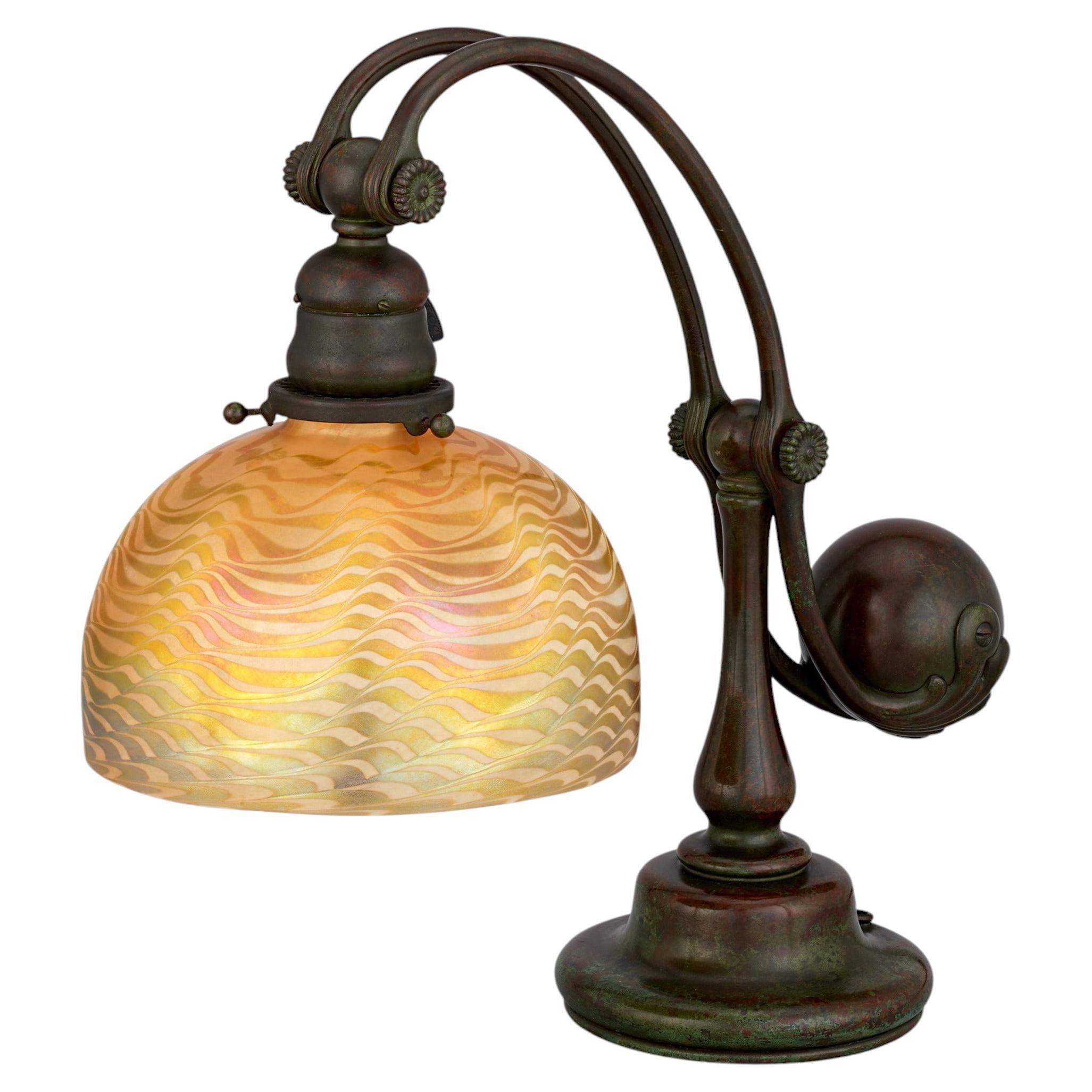 Lampada da tavolo a contrappeso di Tiffany Studios