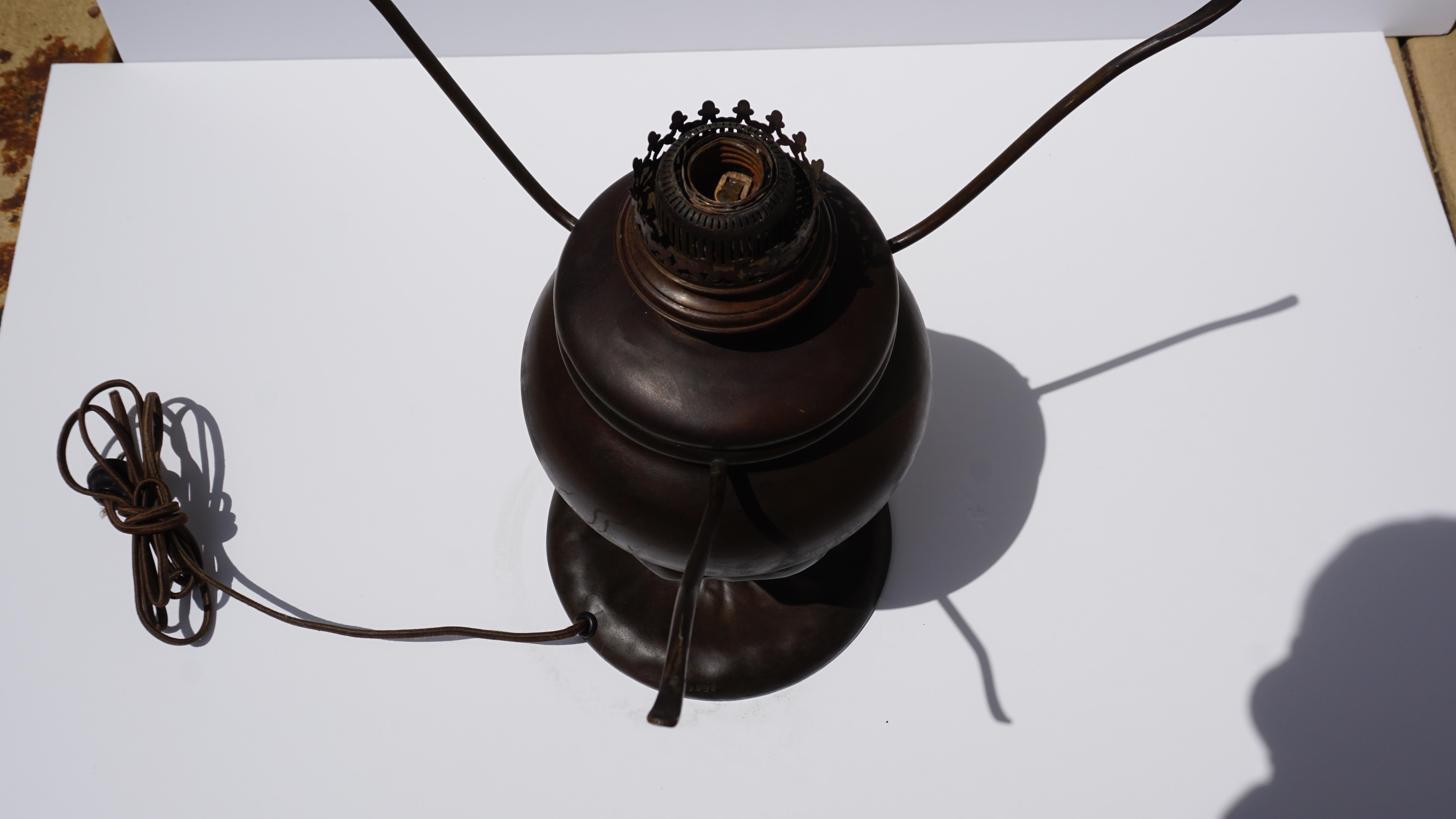 Début du 20ème siècle Tiffany Studios - Lampe de table Crocus en vente