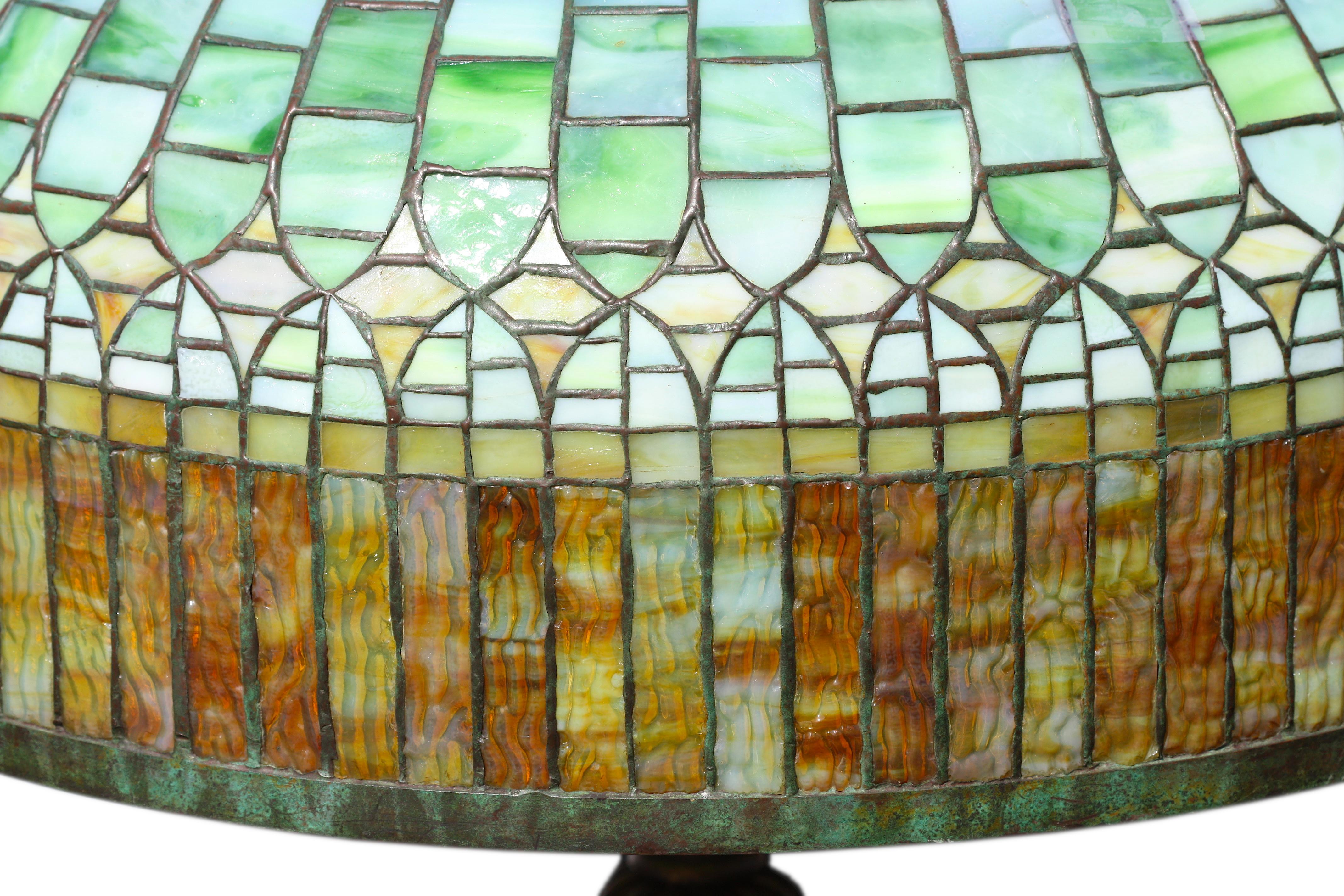Tiffany Studios “Curtain Border” Floor Lamp 1899-1920 In Good Condition For Sale In West Palm Beach, FL