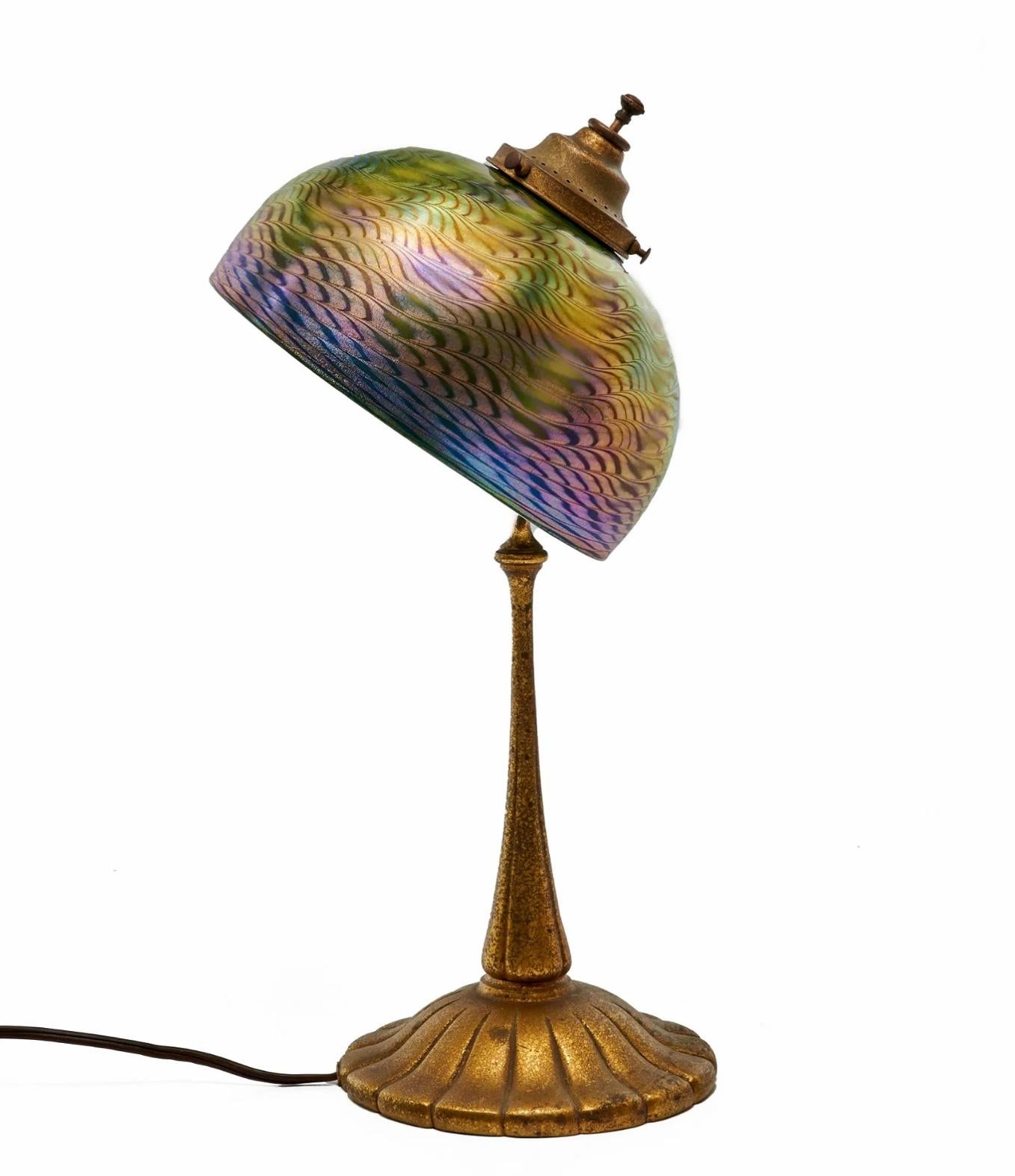 Art Nouveau Tiffany Studios Damascene Gilt Bronze Lamp For Sale