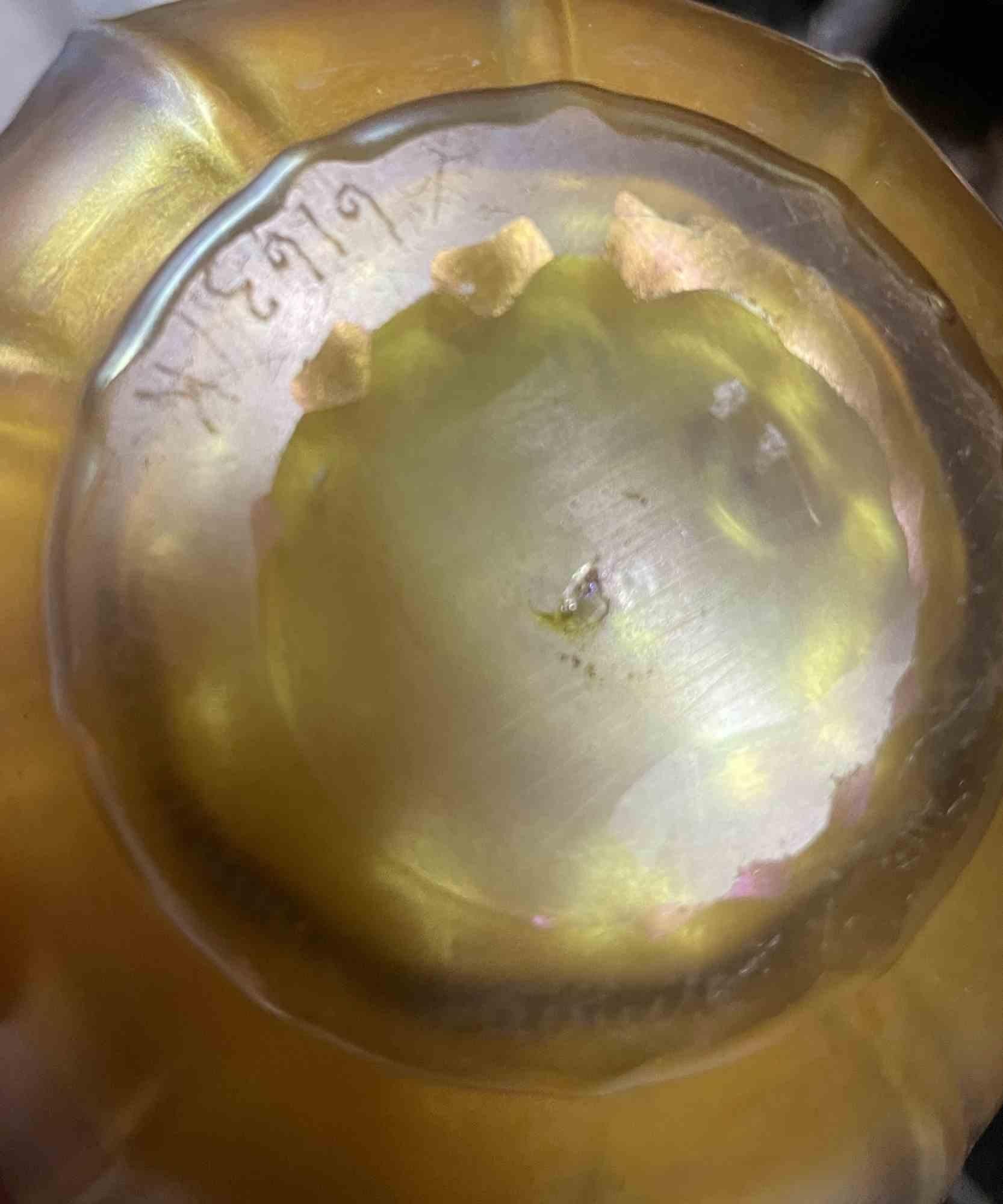 Inizio XX secolo Vaso in vetro Favrile di Tiffany Studios, 1910 in vendita