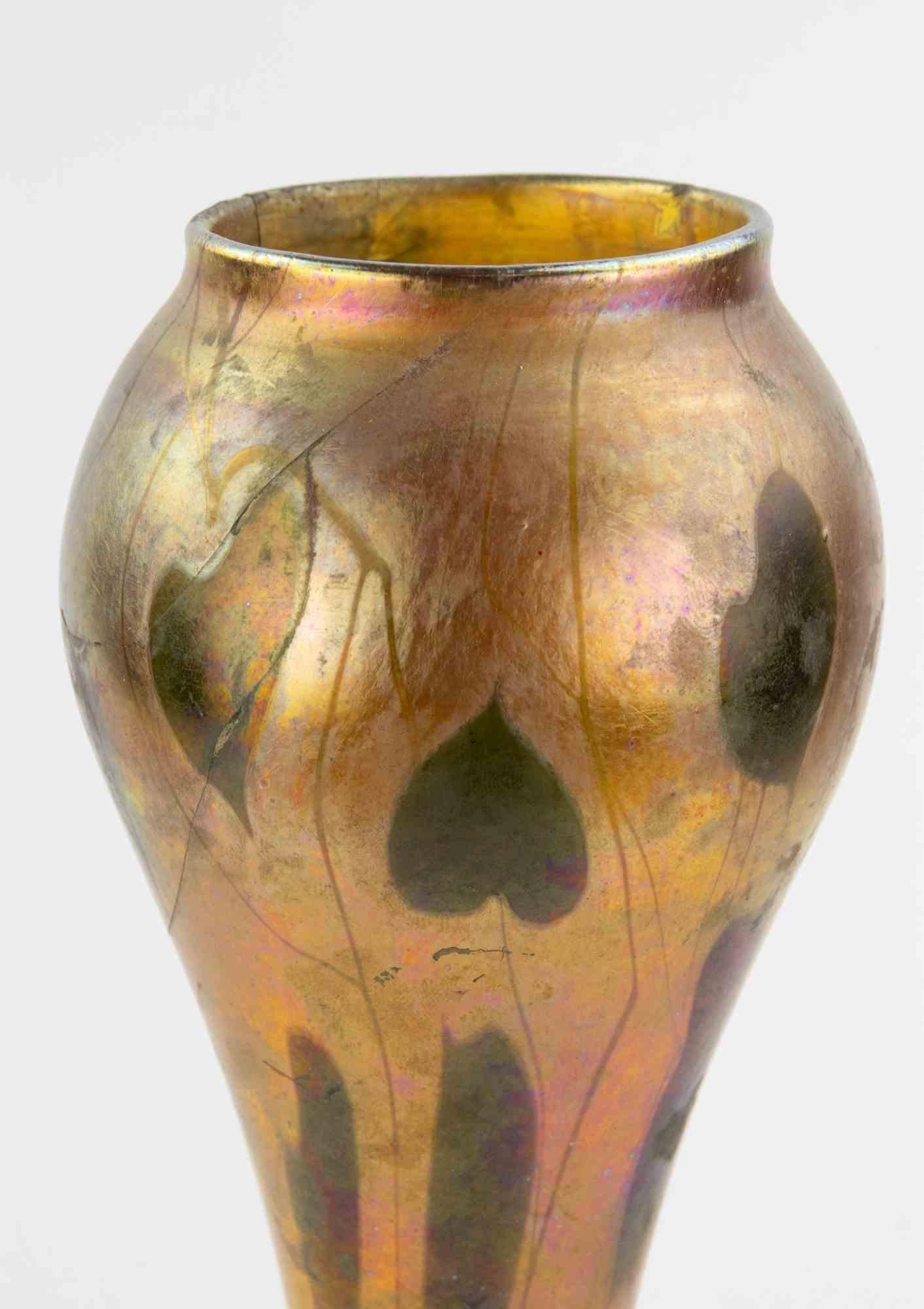Vase en verre Favrile de Louis Comfort Tiffany Studios, 1905 Bon état - En vente à Roma, IT