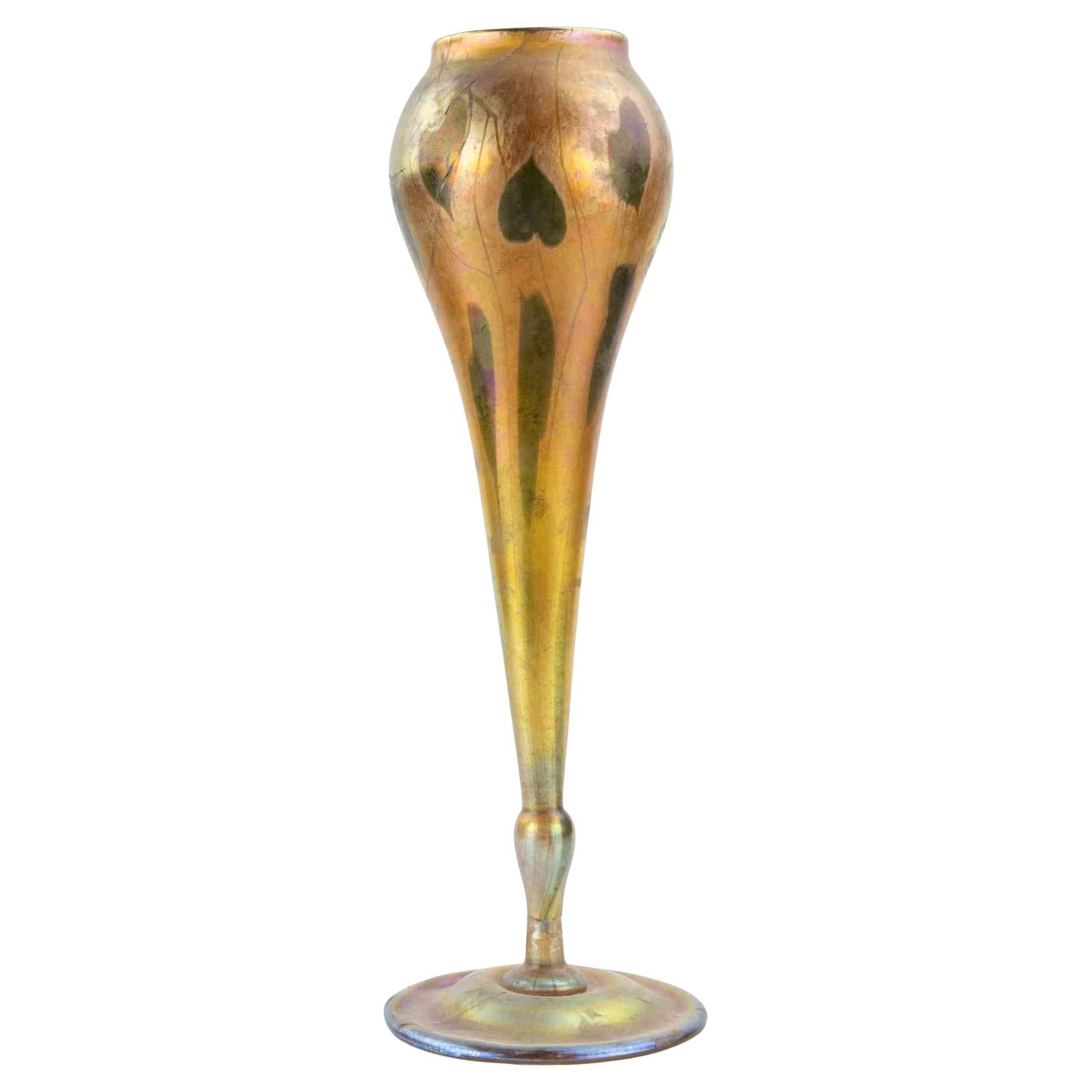 Vase en verre Favrile de Louis Comfort Tiffany Studios, 1905 en vente