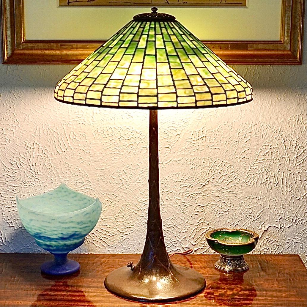 Early 20th Century Tiffany Studios Geometric Table Lamp For Sale