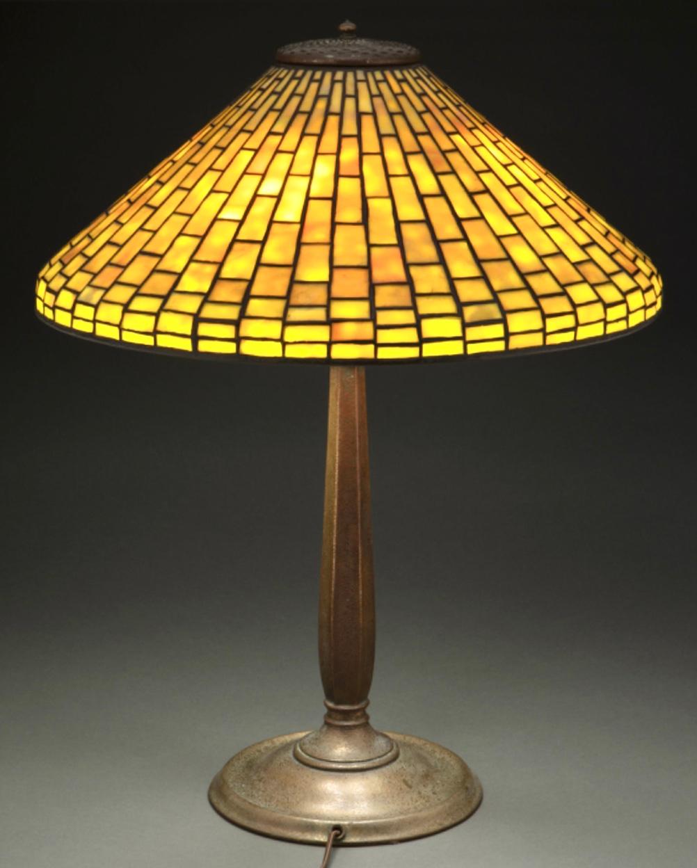 Art Nouveau Tiffany Studios Geometric Table Lamp For Sale