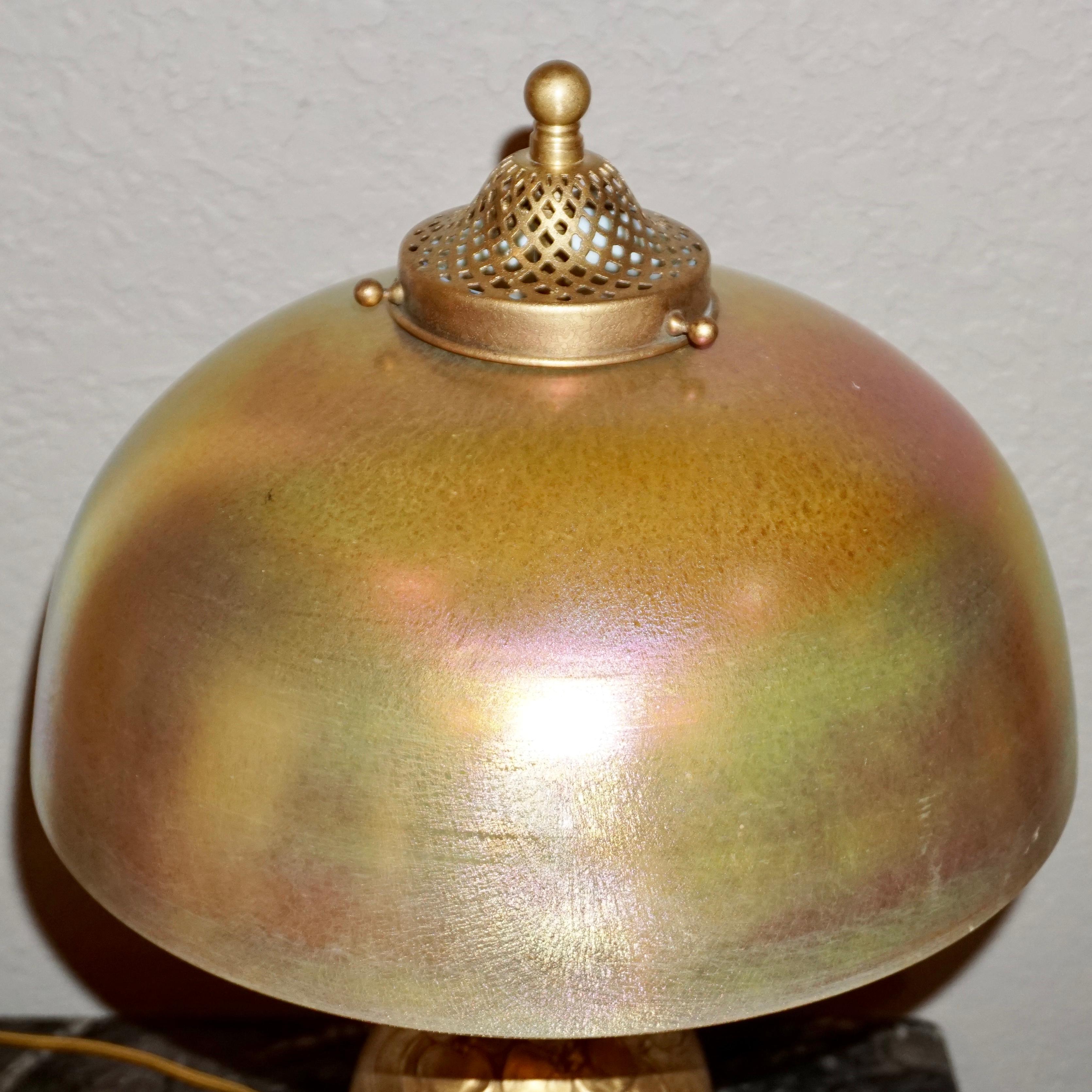 Art Nouveau Tiffany Studios Gilt Bronze and Favrile Table Lamp For Sale