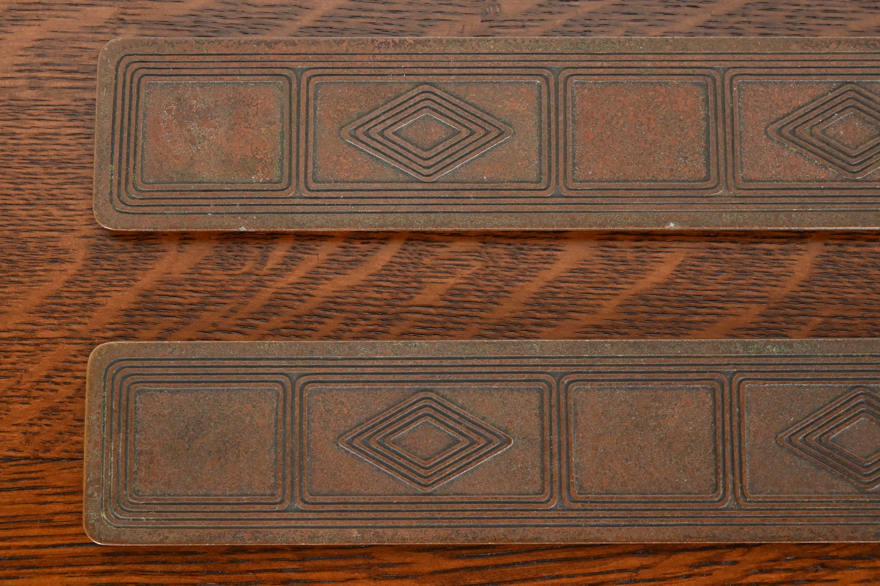 Tiffany Studios Graduate Pattern Bronze Blotter Ends With Leather Desk Blotter For Sale 2