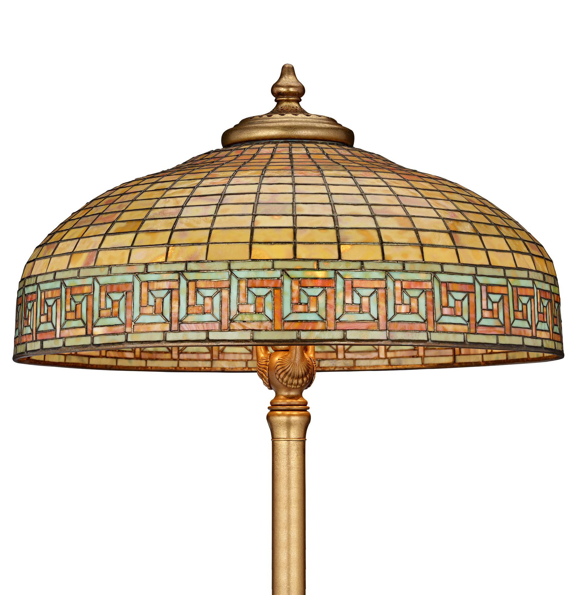 Americano Lampada da terra a chiave greca di Tiffany Studios in vendita
