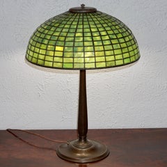 Tiffany Studios - Lampe de table "géométrique" verte