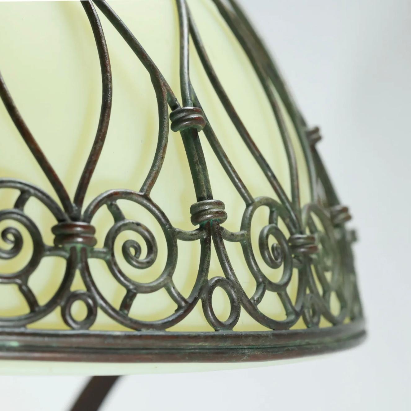 Tiffany Studios Historic Golf Trophy For Horace Rawlins Table Lamp In Good Condition In Dallas, TX