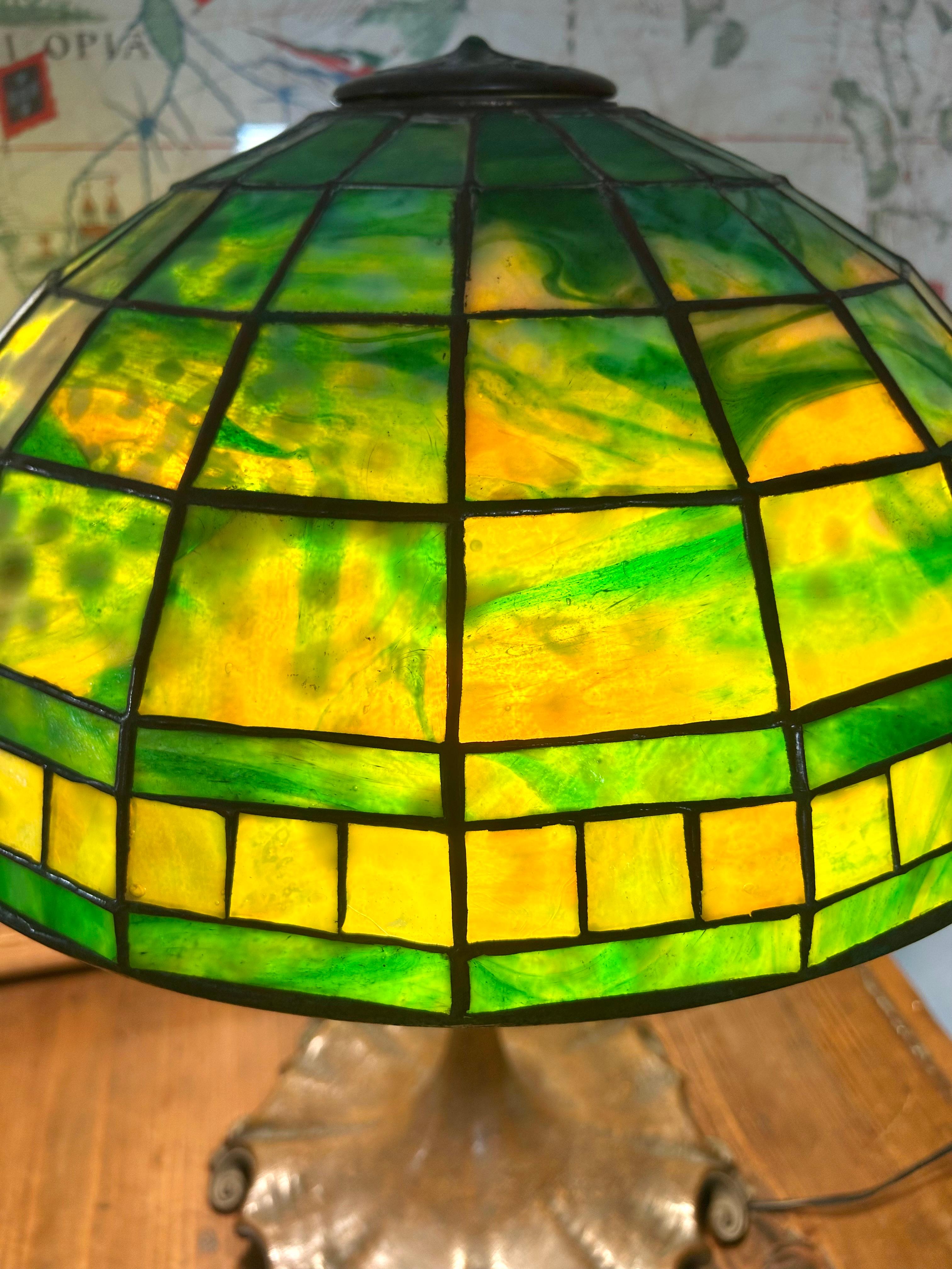 Lampe de Tiffany Studios modèle 425 en vente 4