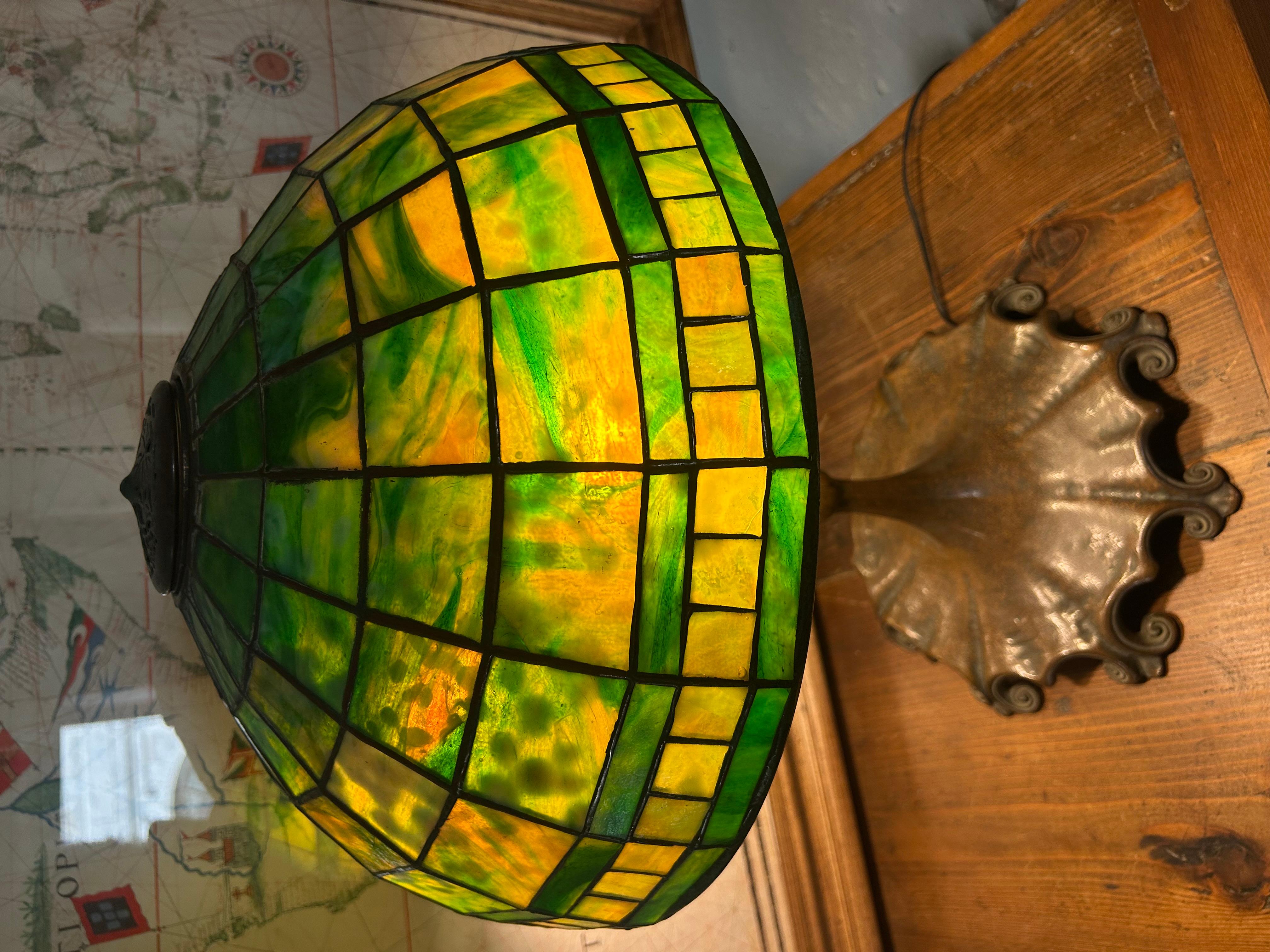 Américain Lampe de Tiffany Studios modèle 425 en vente