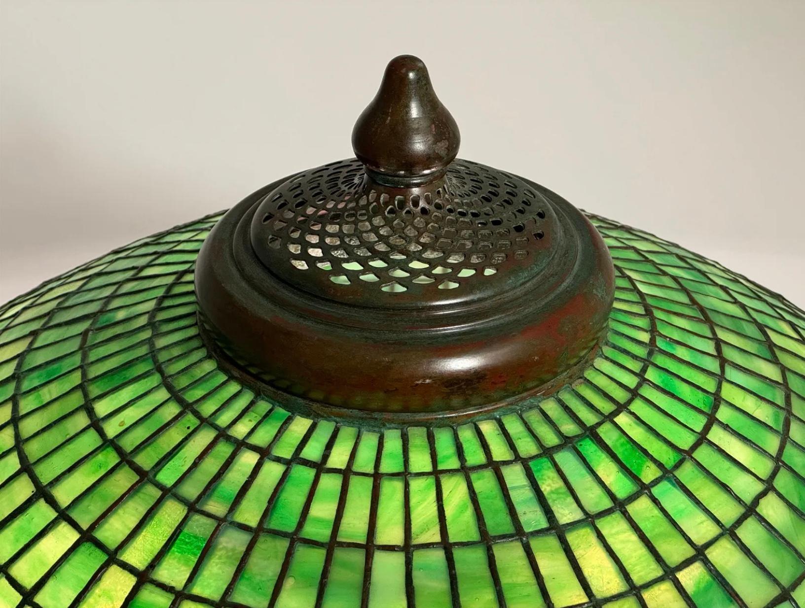 American Tiffany Studios Large Green Geometric table Lamp For Sale