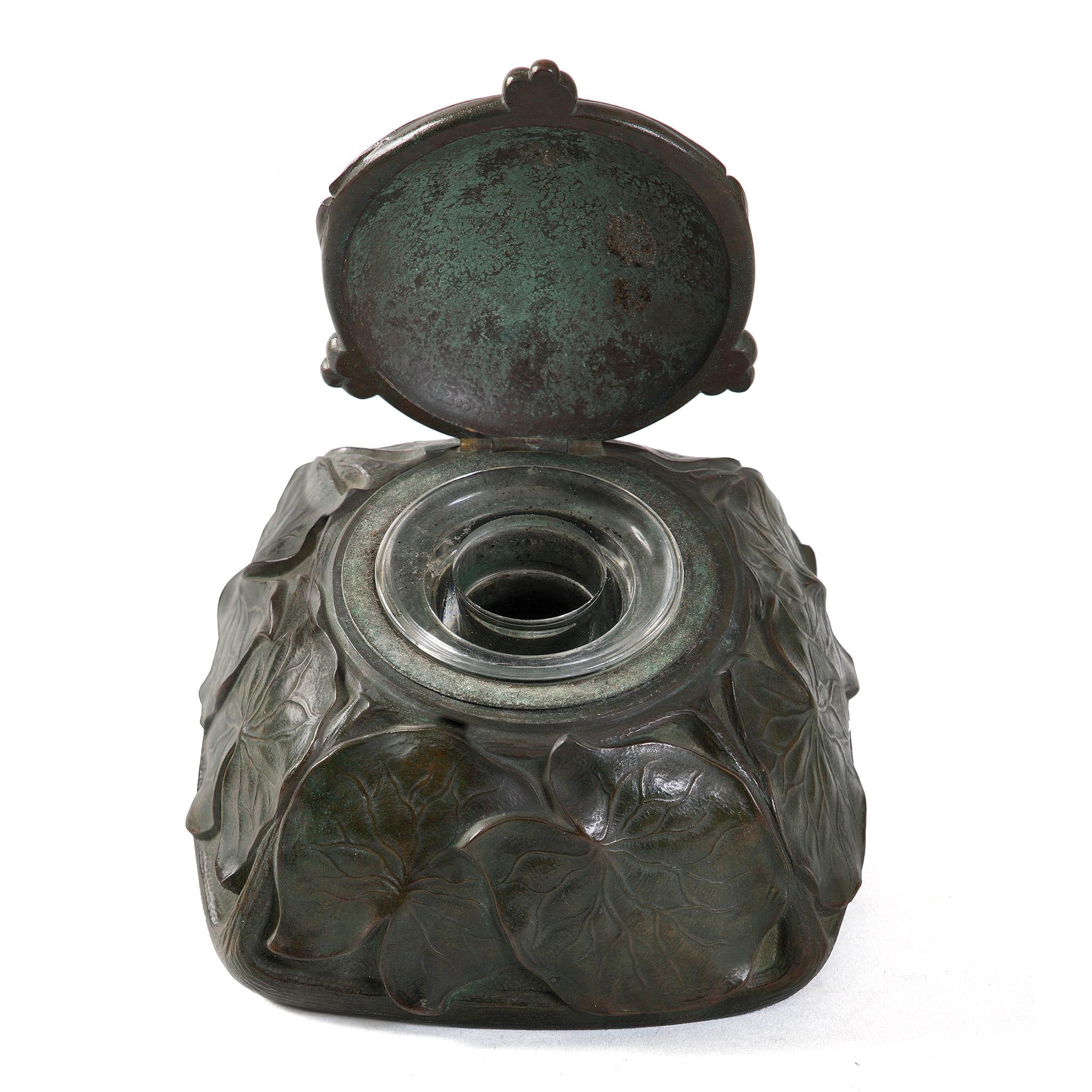 Tiffany Studios New York 7-teiliges Schreibtisch-Set „Pond Lily“ von Tiffany (Art nouveau) im Angebot