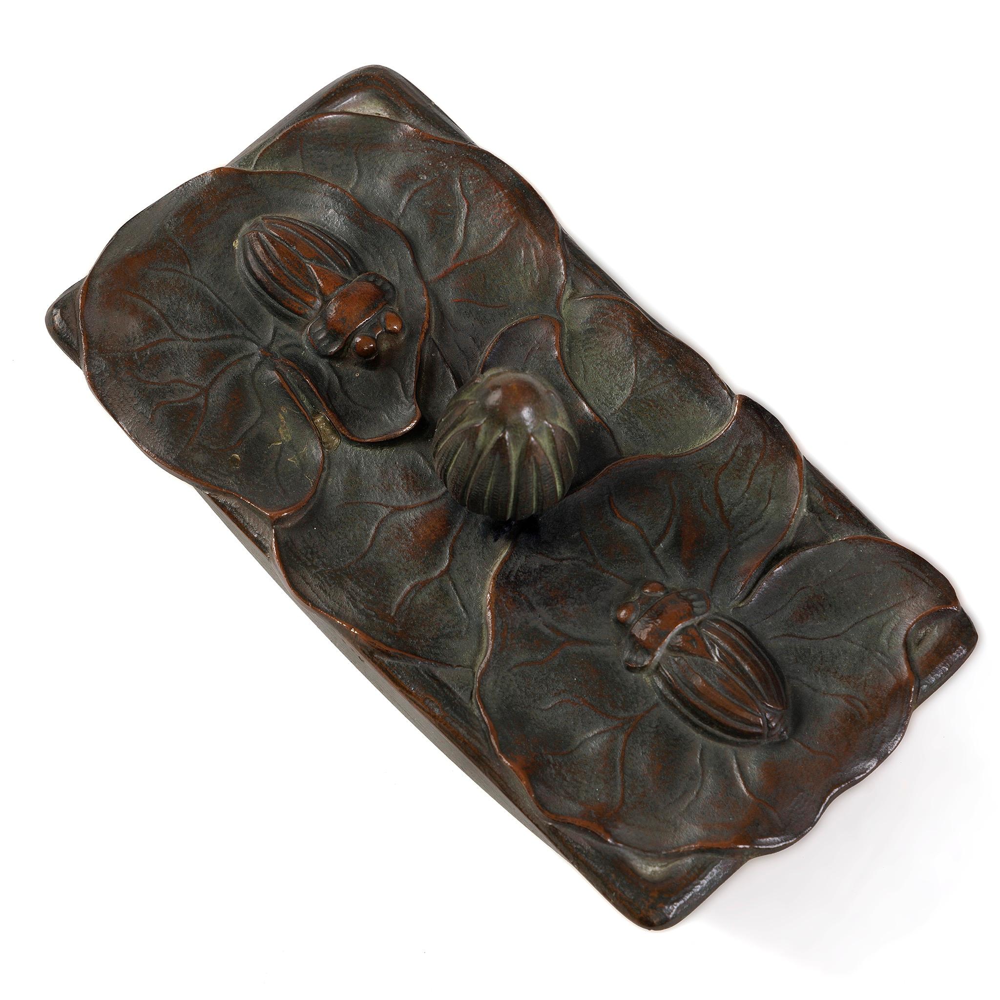 Tiffany Studios New York 7-teiliges Schreibtisch-Set „Pond Lily“ von Tiffany (Bronze) im Angebot
