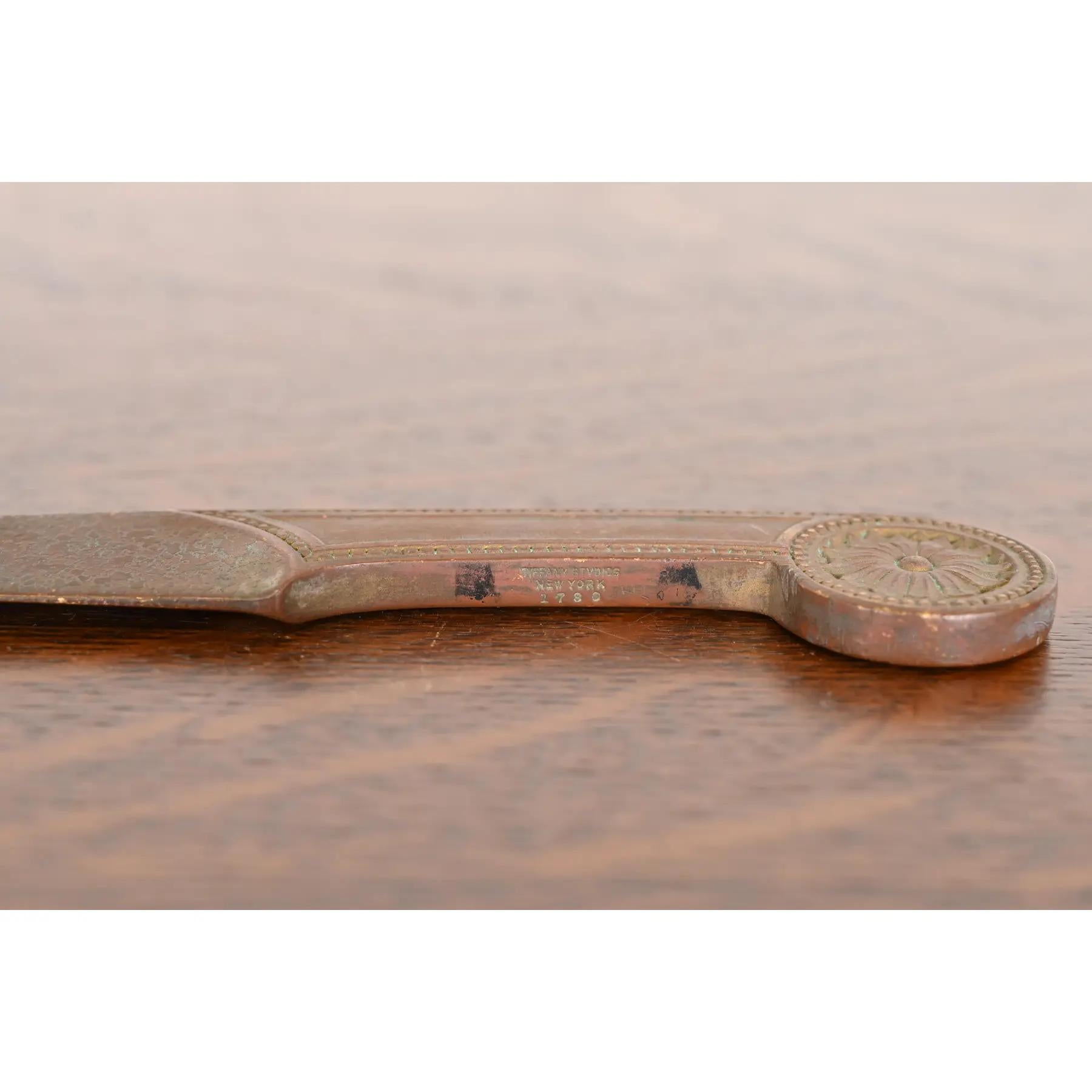 Tiffany Studios New York Adam Bronze Brieföffner im Angebot 4