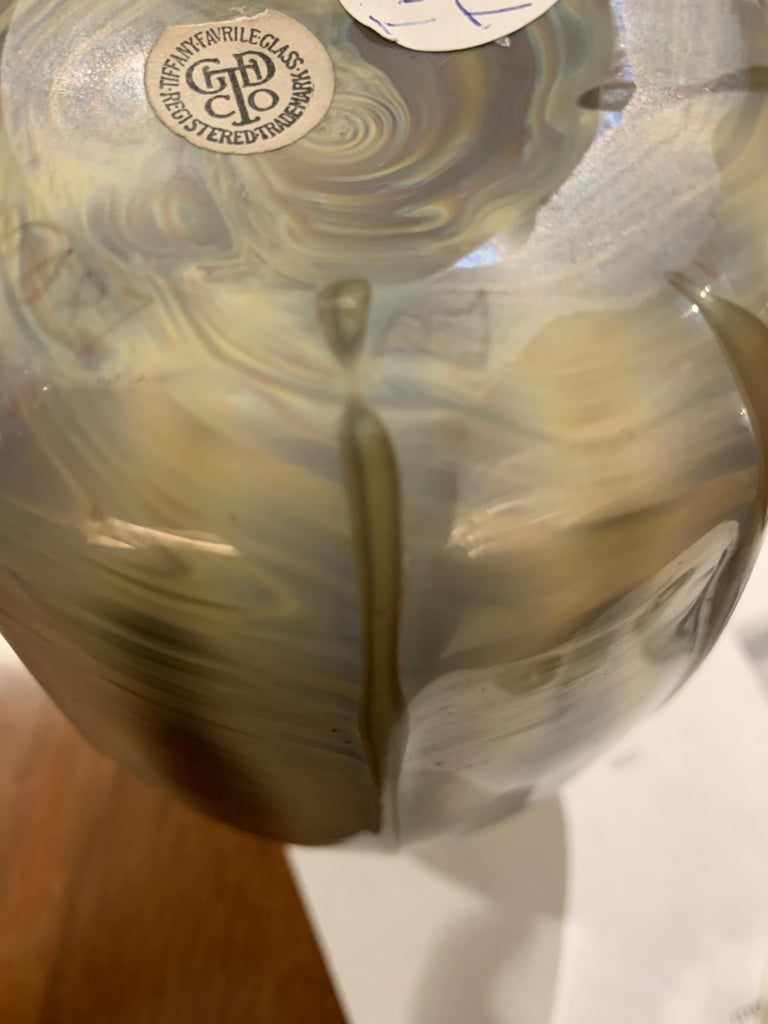 Tiffany Studios New York Agate Glass Vase For Sale at 1stDibs