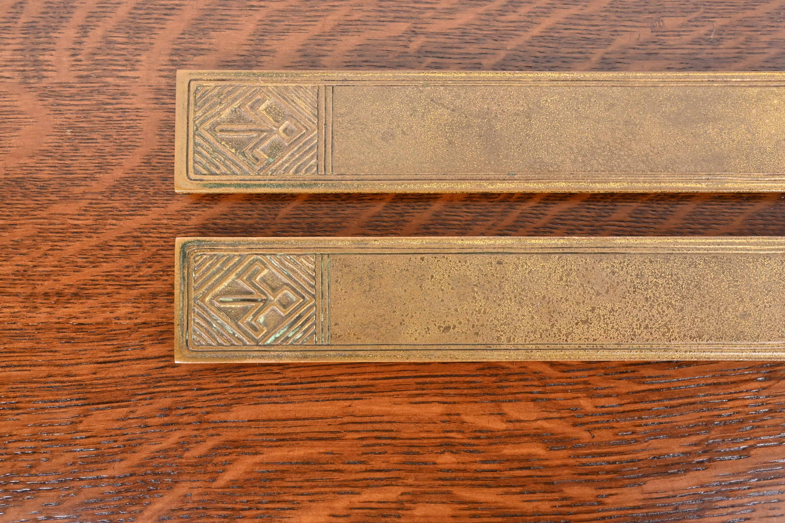 Tiffany Studios New York American Indian Bronze Blotter Ends & Leather Desk Pad For Sale 2