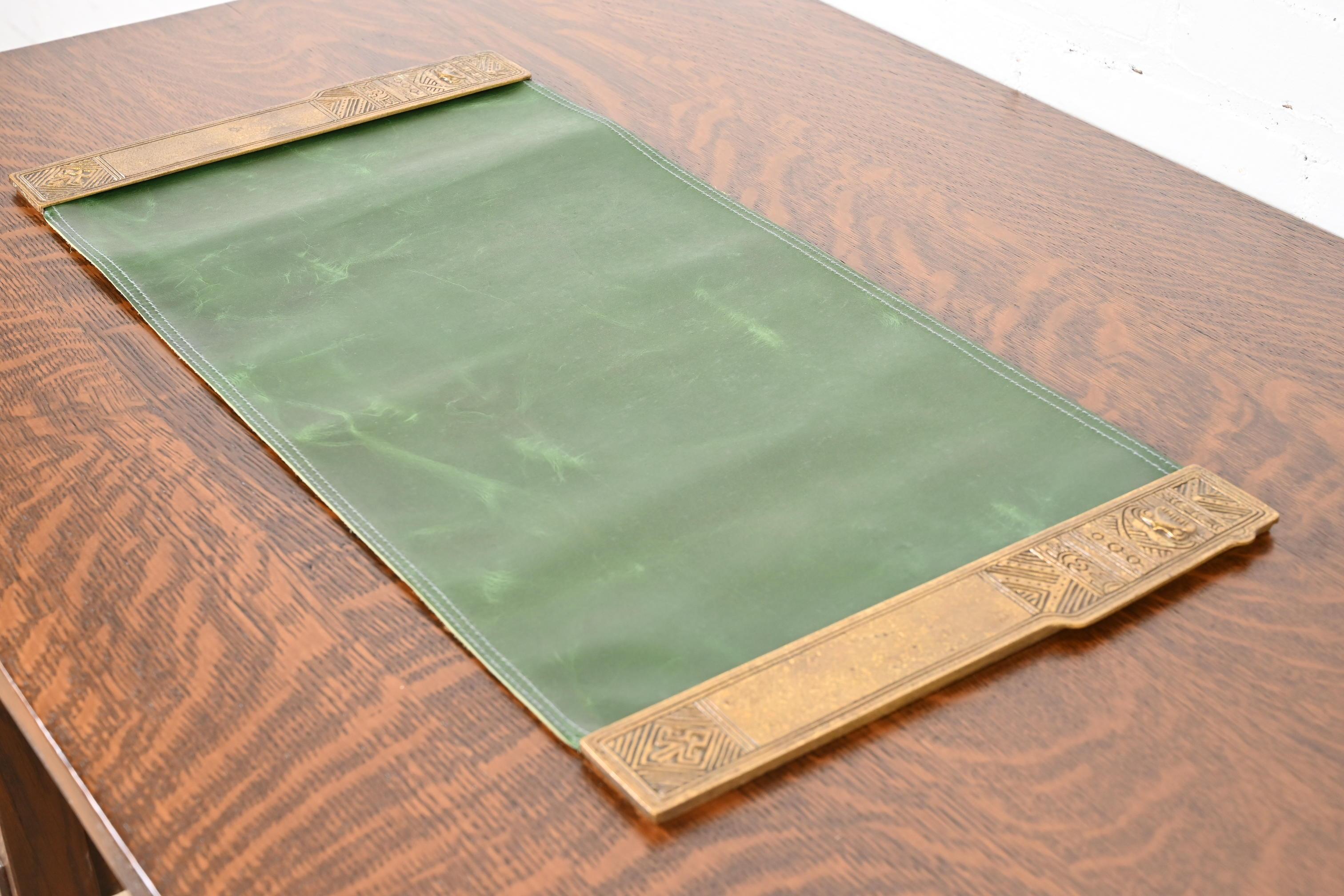 Tiffany Studios New York American Indian Bronze Blotter Ends With Leather Pad In Good Condition For Sale In South Bend, IN