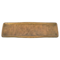 Tiffany Studios New York Art Deco Chiave Greca Bronzo Doré Vassoio Portapenne Accessorio da Scrivania