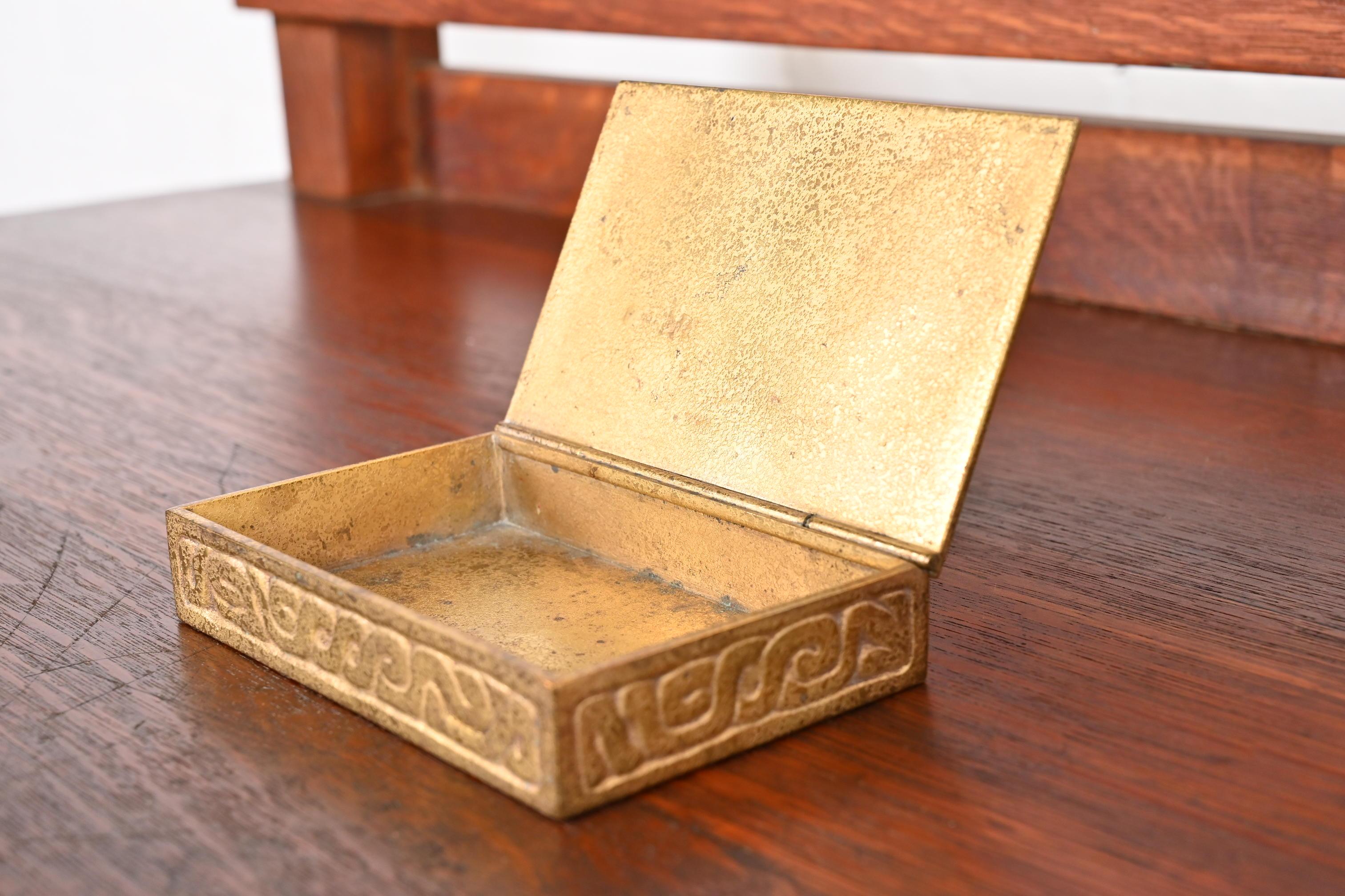 Tiffany Studios New York Art Deco Zodiac Bronze Doré Box en vente 4