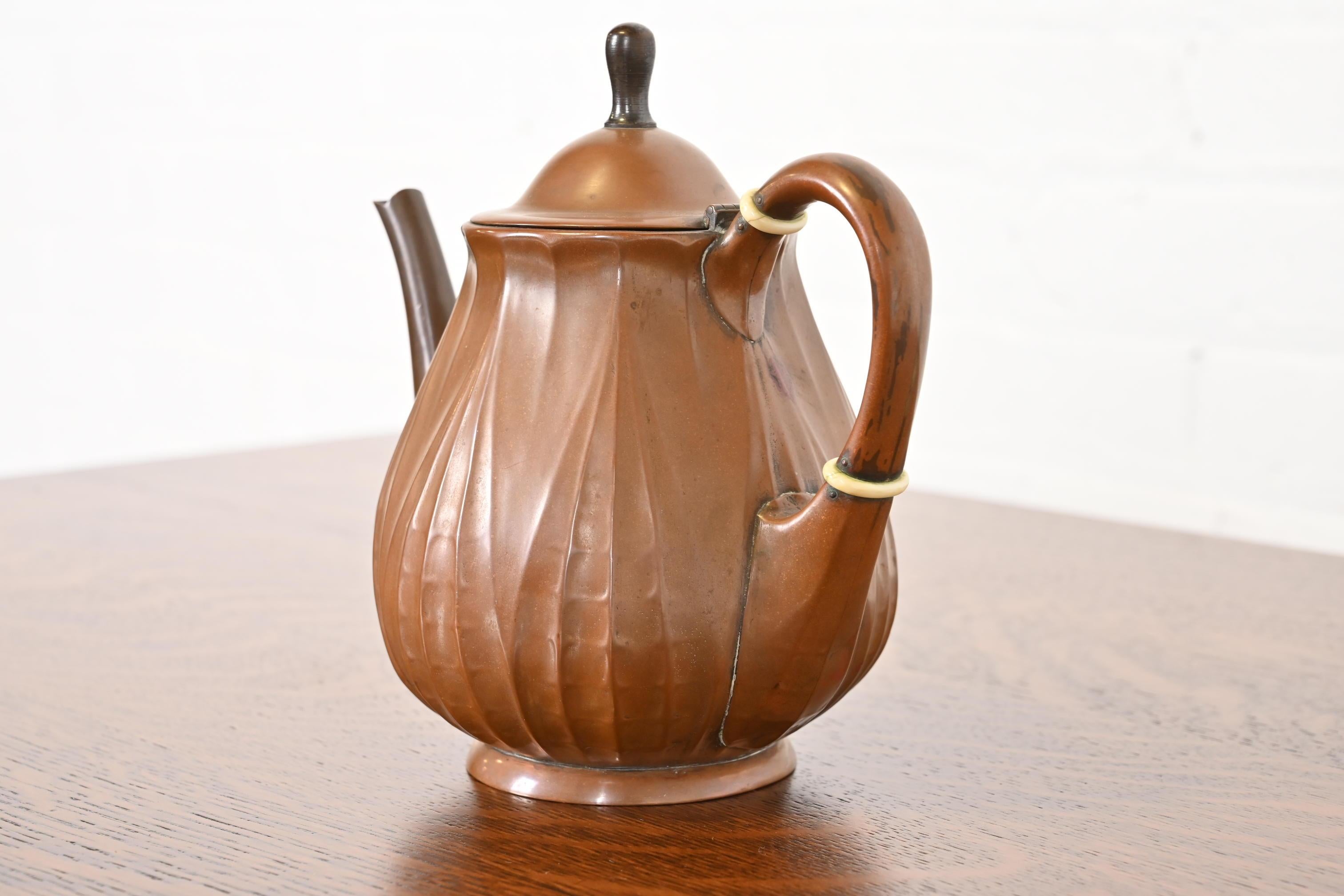 Early 20th Century Tiffany Studios New York Arts & Crafts Copper Tea Kettle, Circa 1910 For Sale