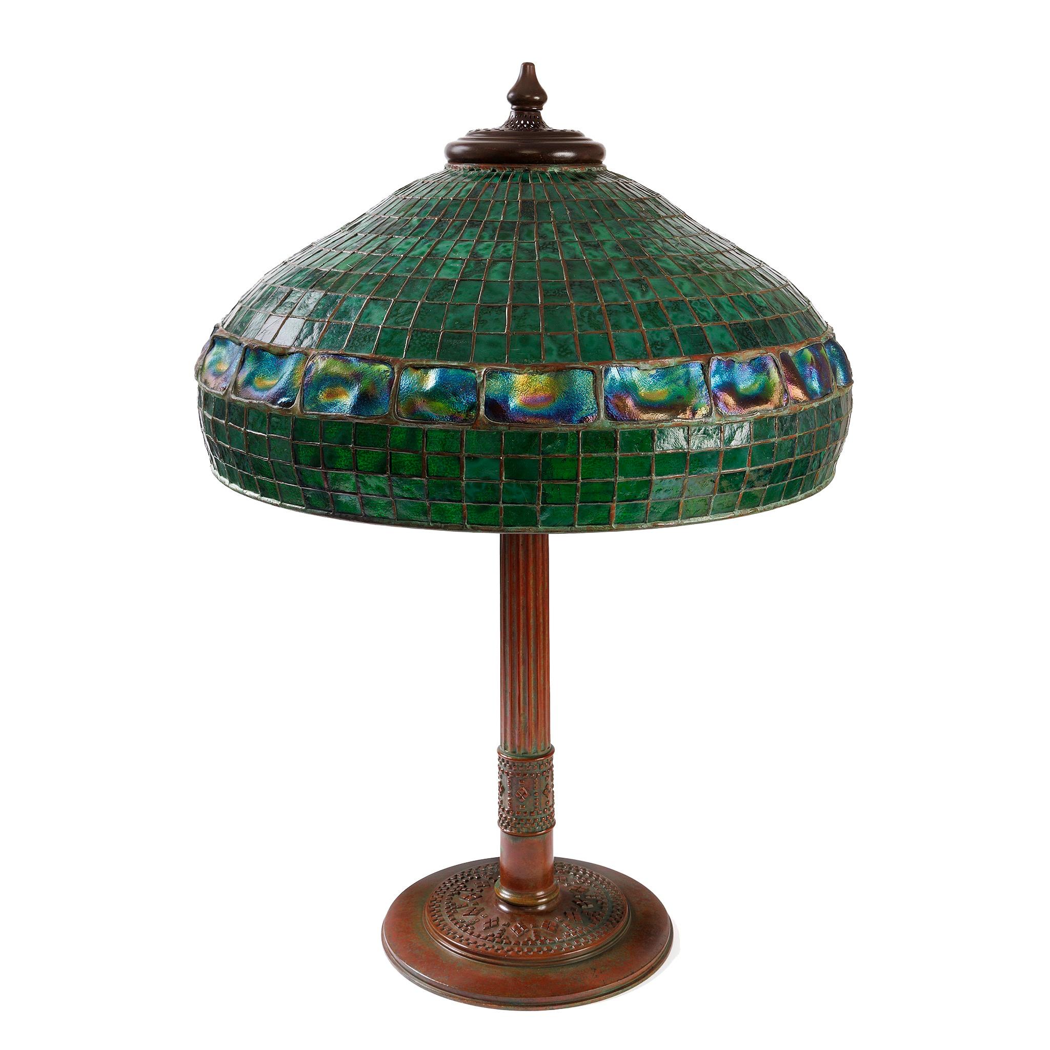 Américain Tiffany Studios New York, lampe de table « Turtleback » ceinturée en vente