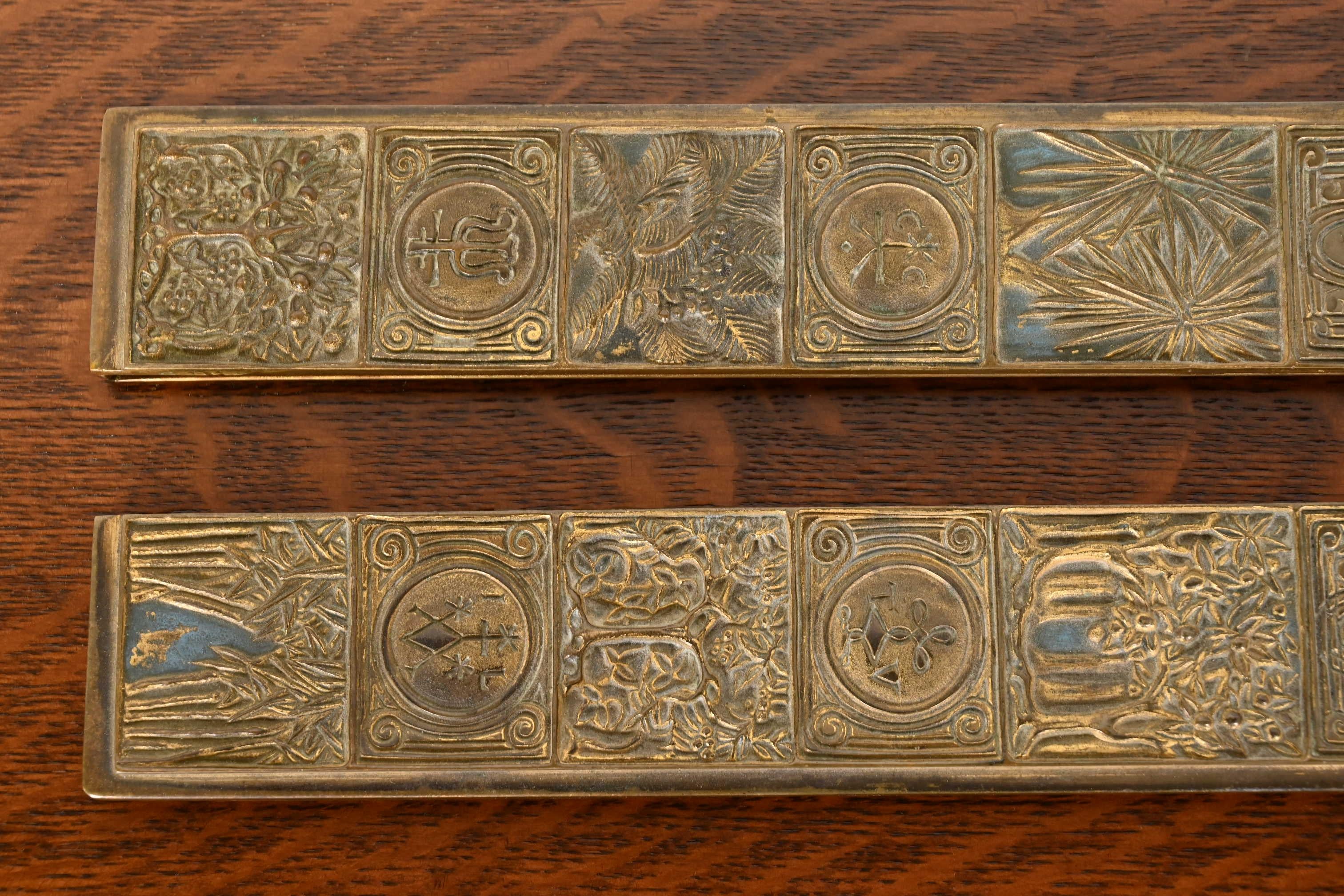 Segnalibro Tiffany Studios New York Bronzo Doré Blotter Termina con Blotter in Pelle in vendita 5