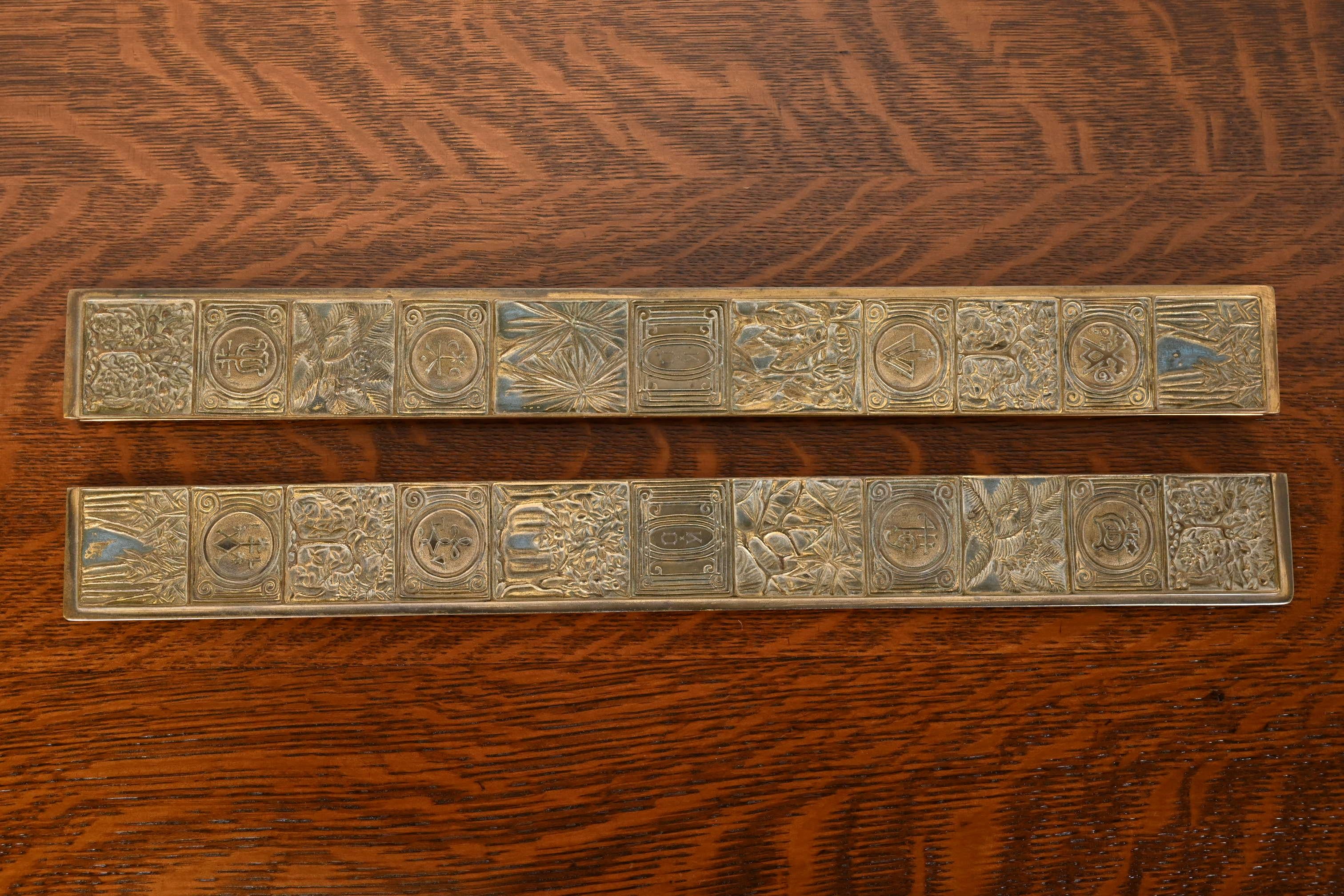 Segnalibro Tiffany Studios New York Bronzo Doré Blotter Termina con Blotter in Pelle in vendita 3