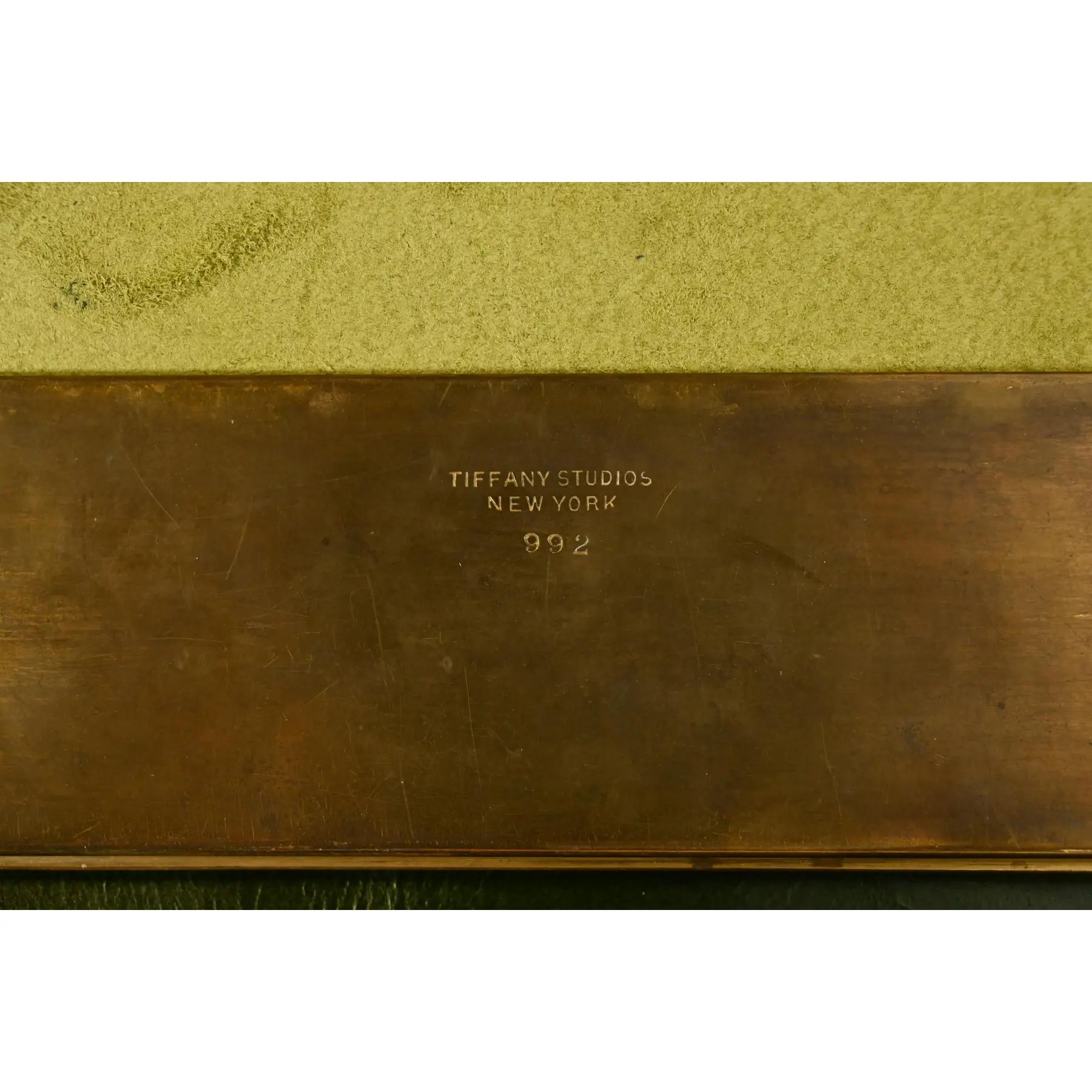 Tiffany Studios New York modello segnalibro Bronzo Doré Blotter Ends in vendita 4