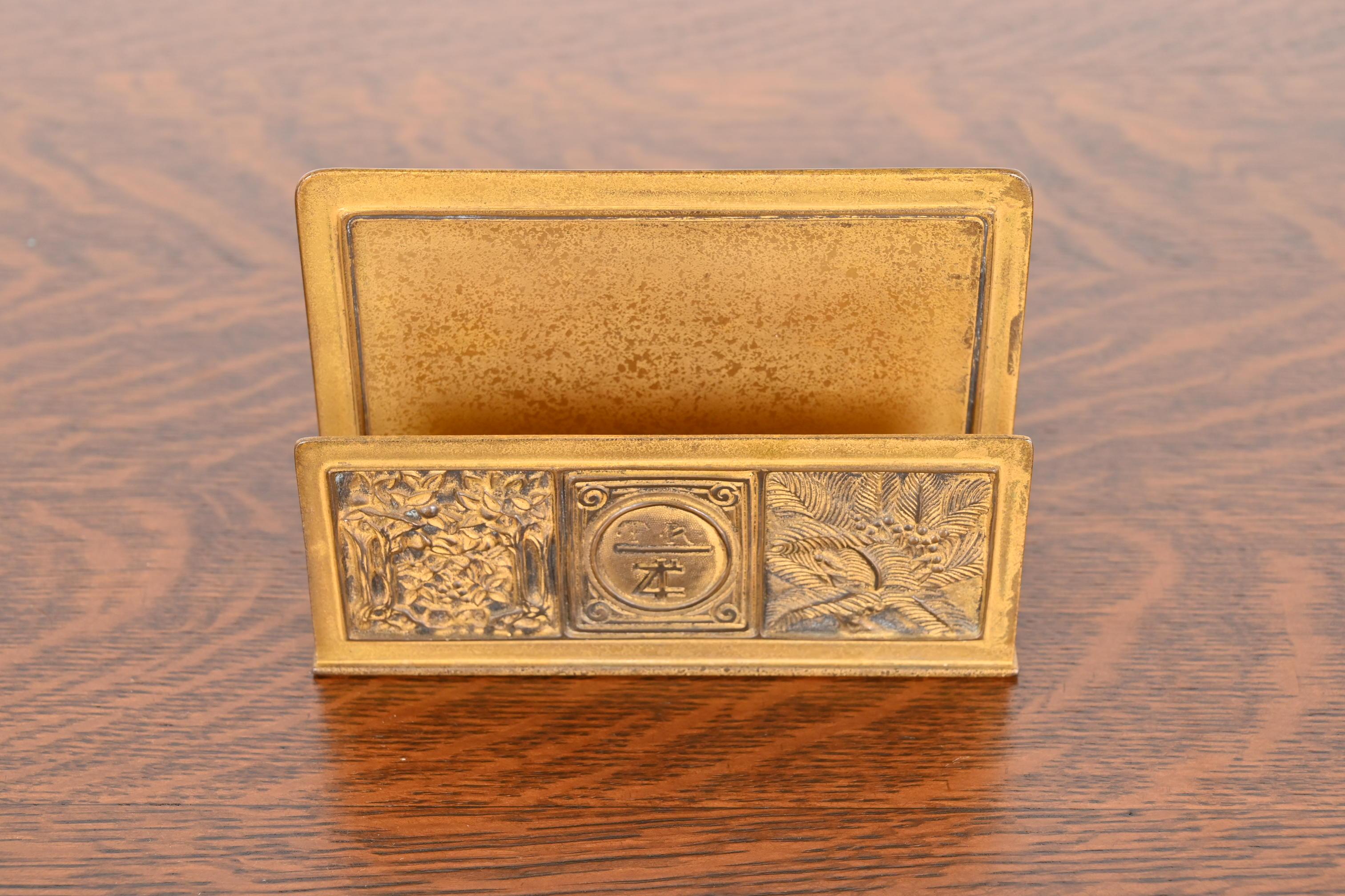 Tiffany Studios New York Lesezeichen Muster Bronze Doré Briefständer (Arts and Crafts) im Angebot