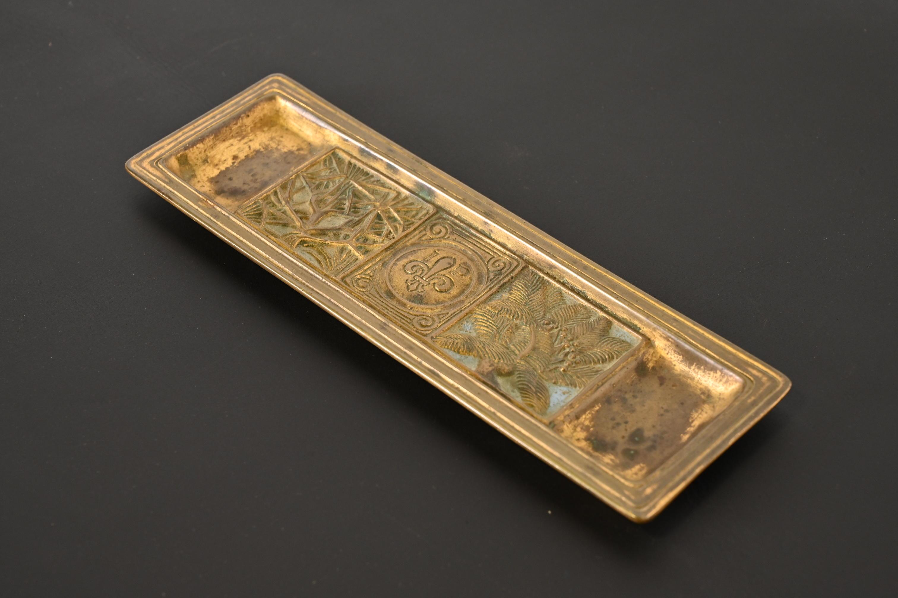 Art Deco Tiffany Studios New York Bookmark Pattern Bronze Doré Pen Tray For Sale