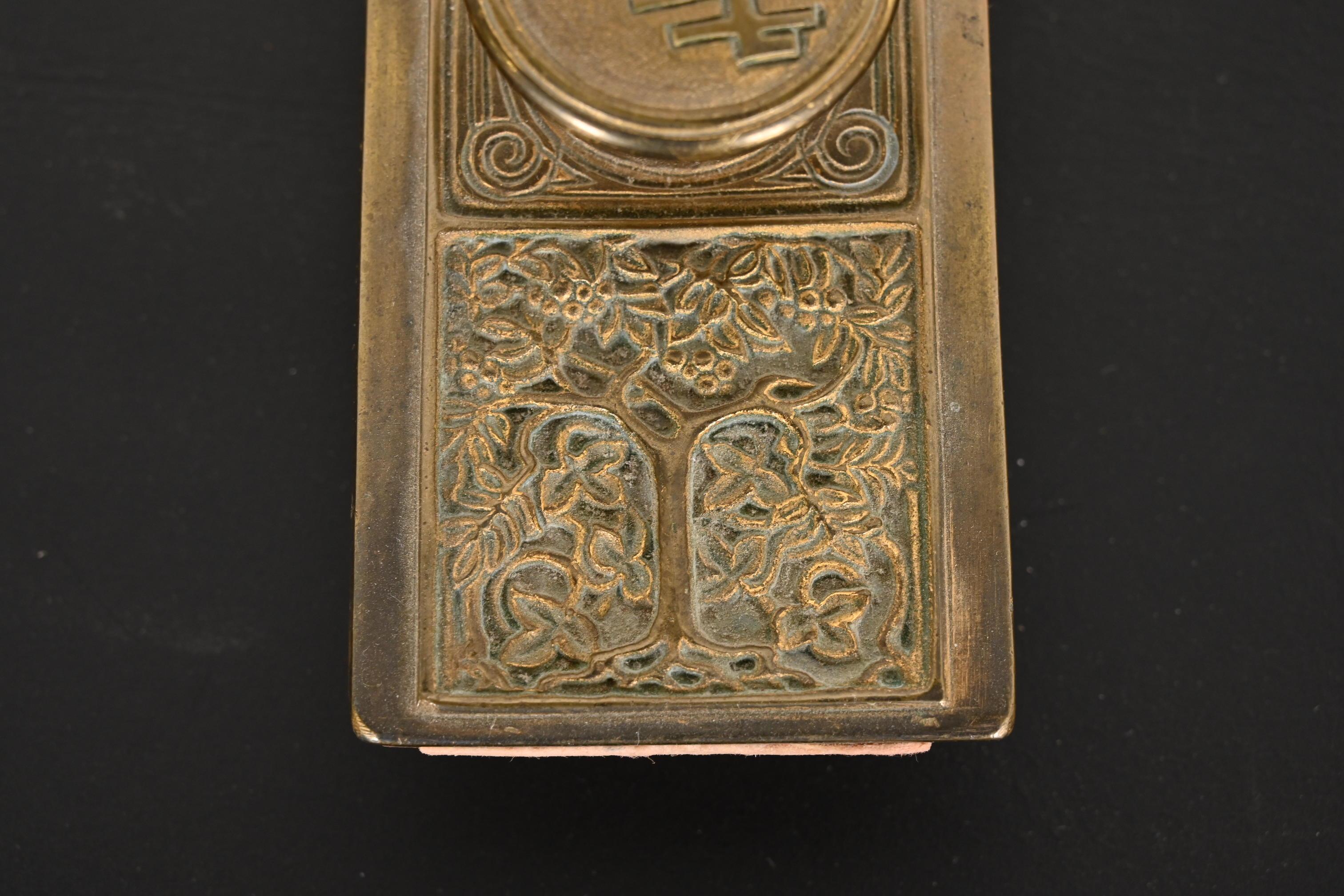 Tiffany Studios New York Signet Motif Bronze Doré Rocker Blotter en vente 4