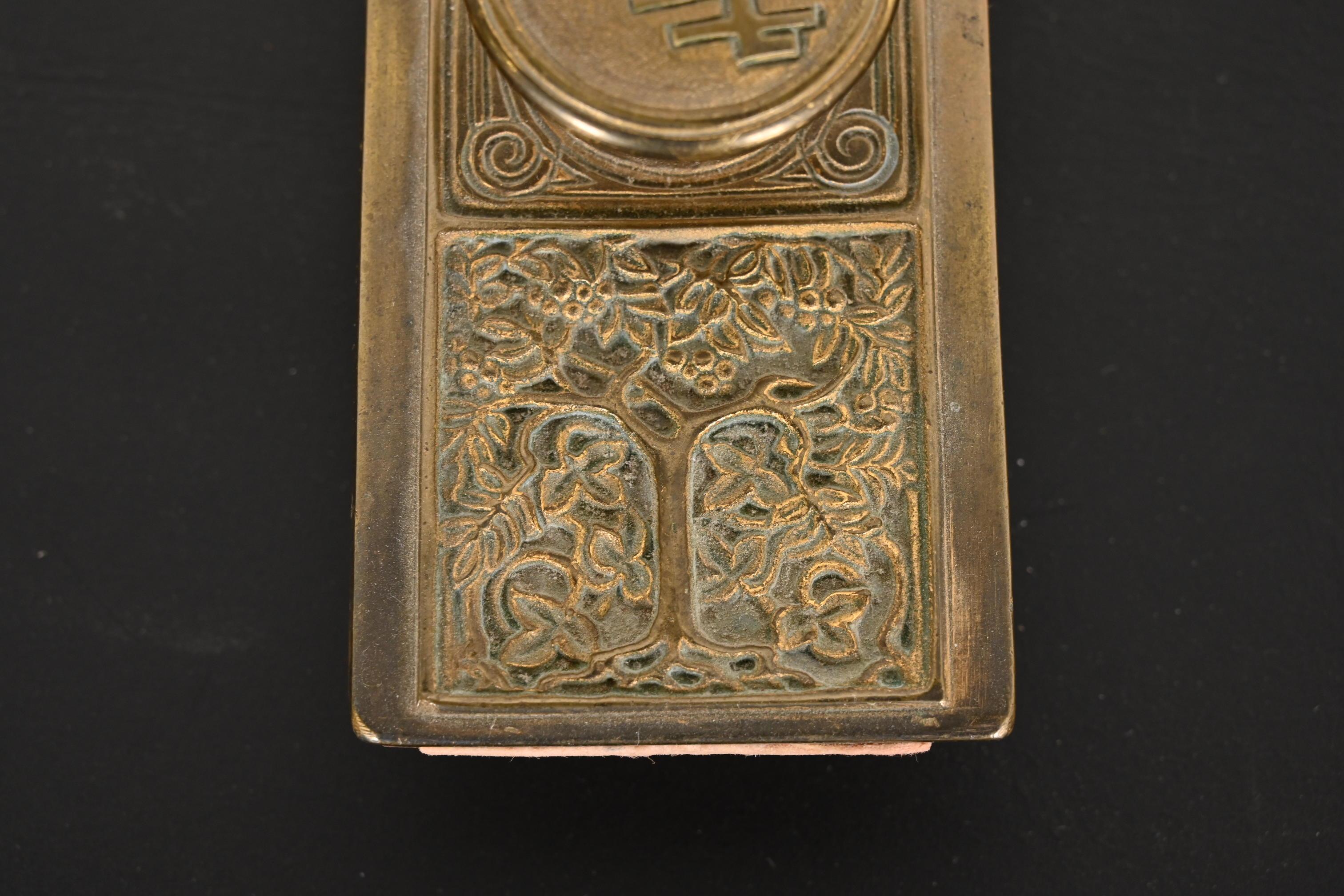 Tiffany Studios New York Signet Motif Bronze Doré Rocker Blotter en vente 4