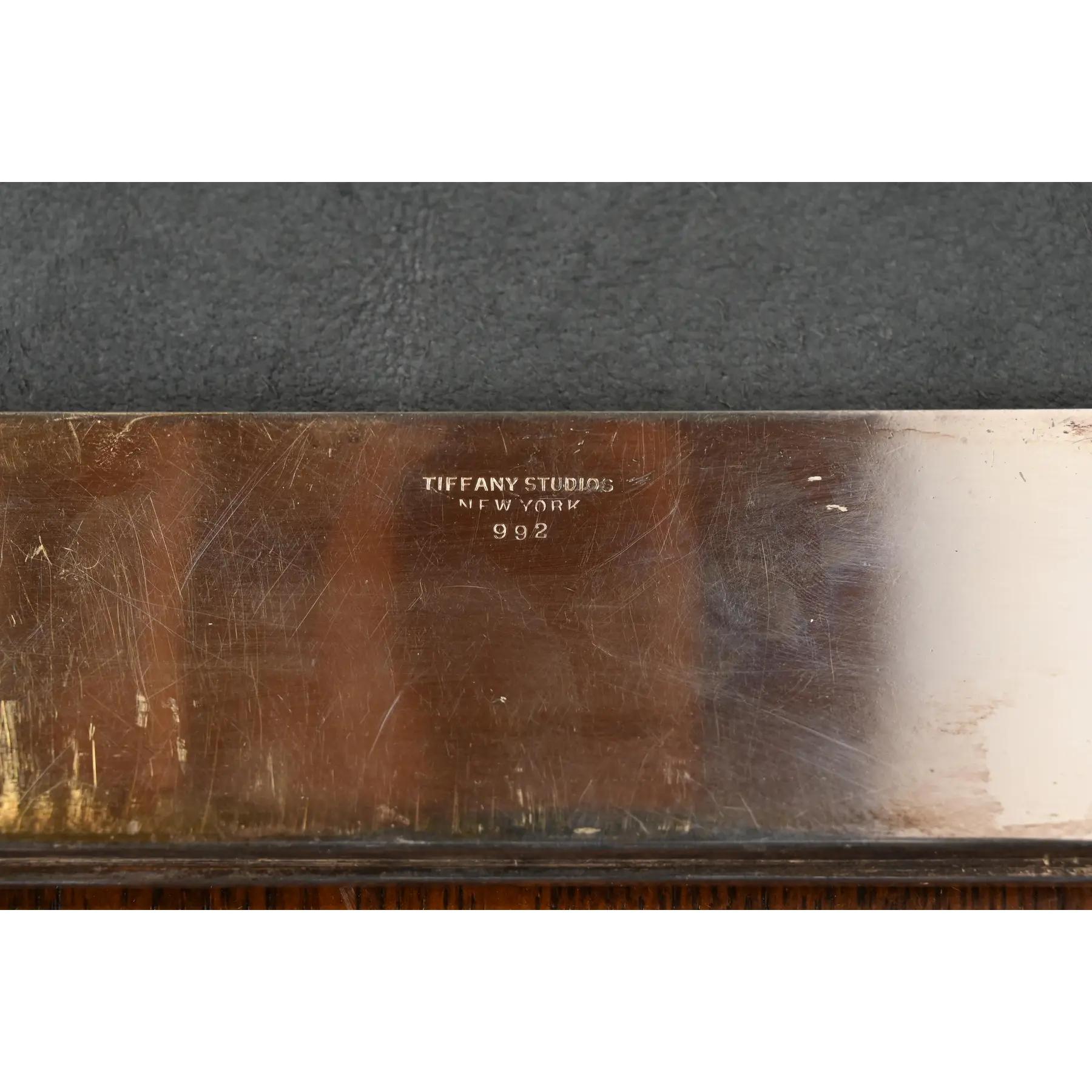 Studio Tiffany Studios New York modello segnalibro in bronzo dorato e argento in vendita 4