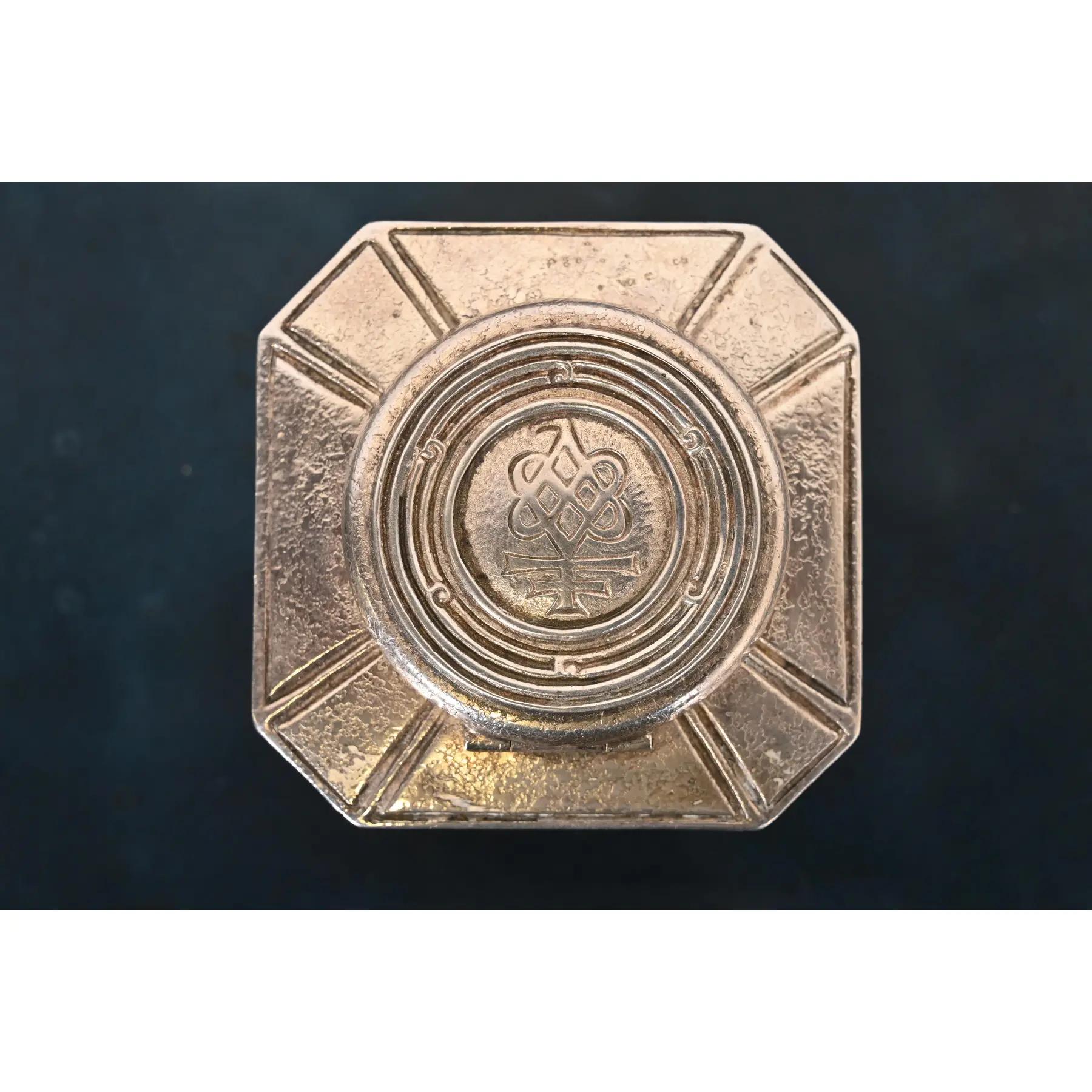 XX secolo Calamaio in bronzo dorato argento con motivo a segnalibro dei Tiffany Studios di New York in vendita