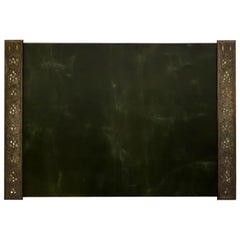 Studio A di New York in bronzo e abalone con punte di cuoio Studio A di New York in bronzo e abalone con punte di cuoio