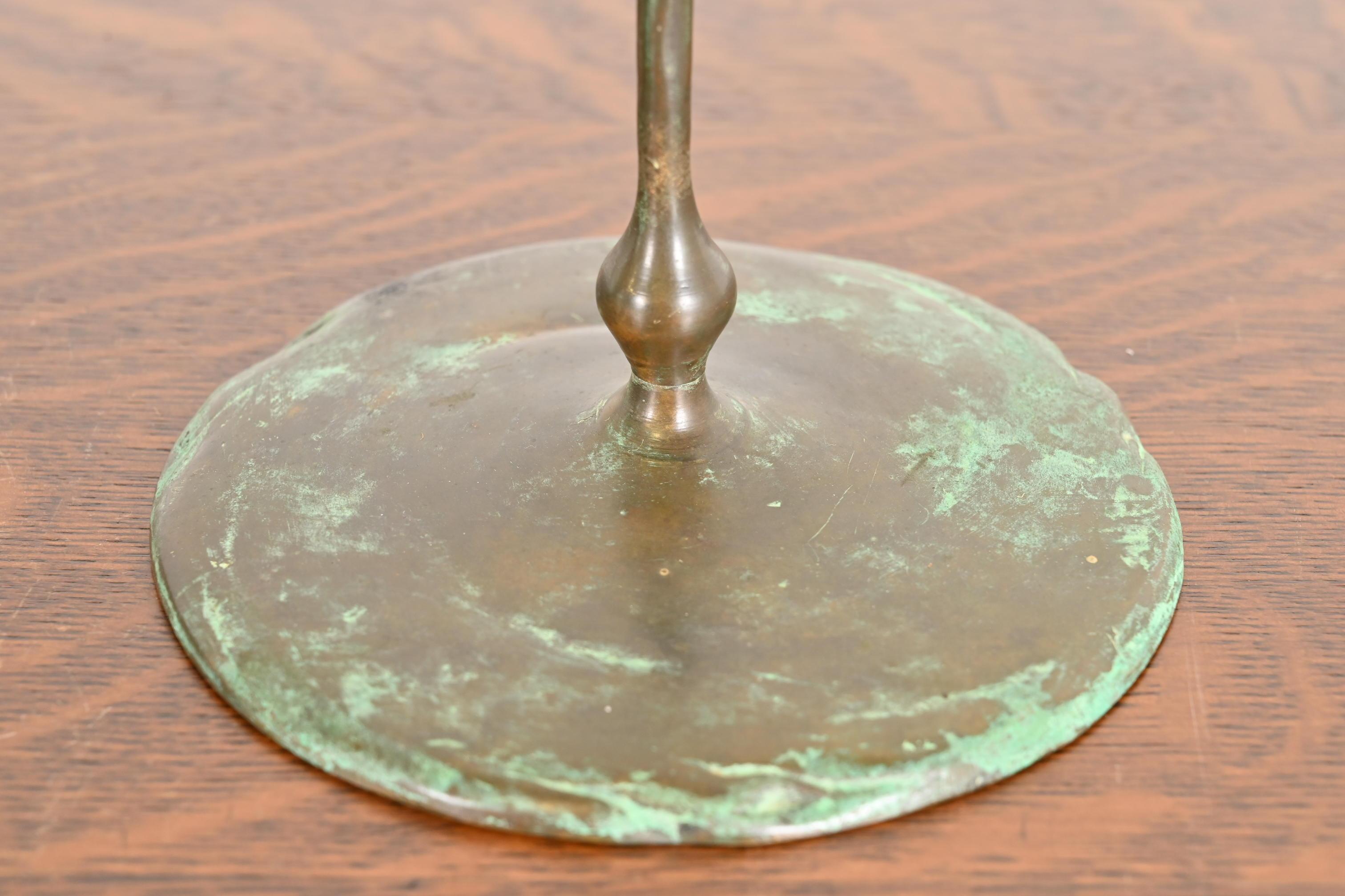 Puddle-Kerzenständer aus Bronze und grünem Favrile-Glas, Tiffany Studios, New York im Angebot 2