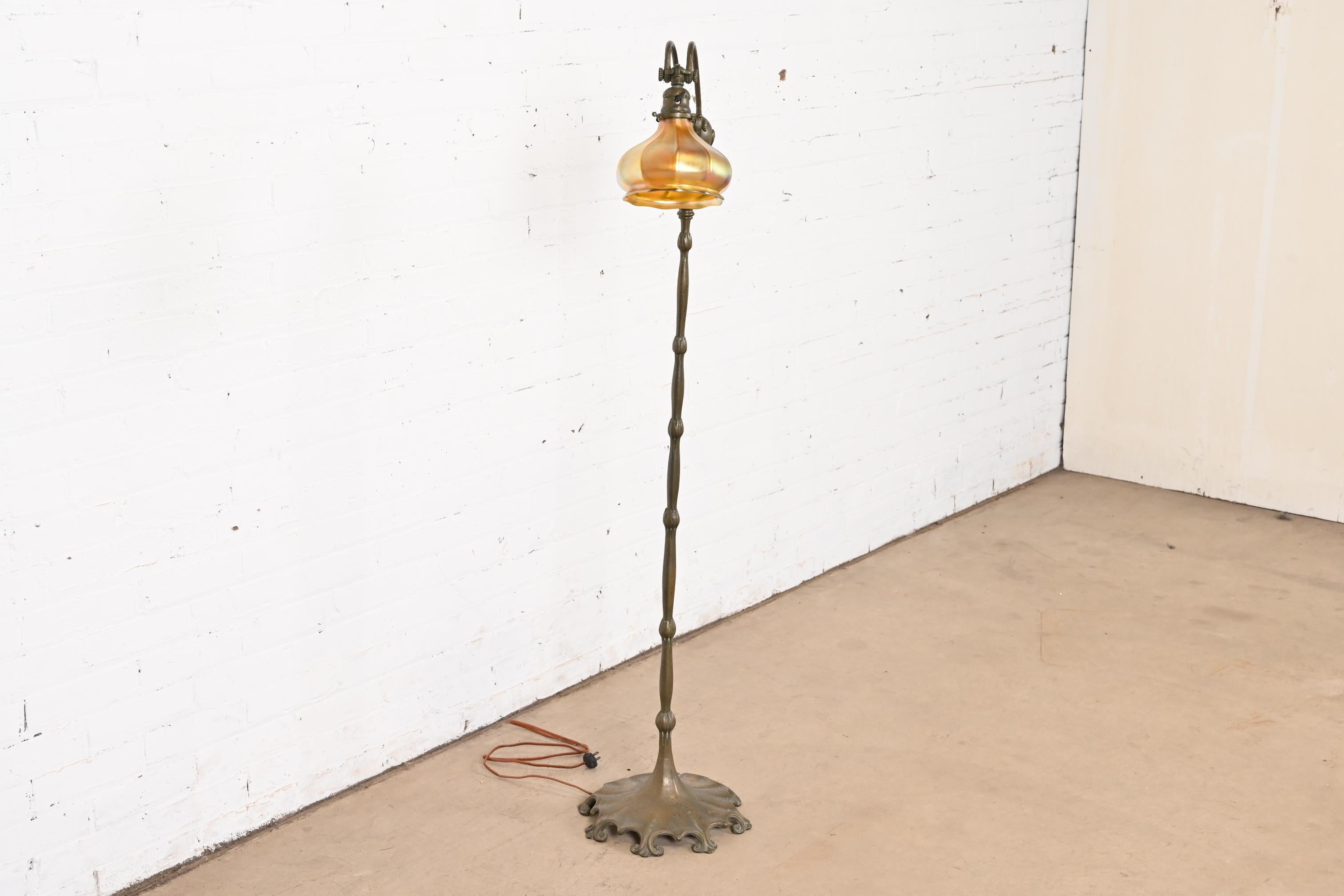 American Tiffany Studios New York Bronze Counterbalance Floor Lamp, Circa 1910 For Sale