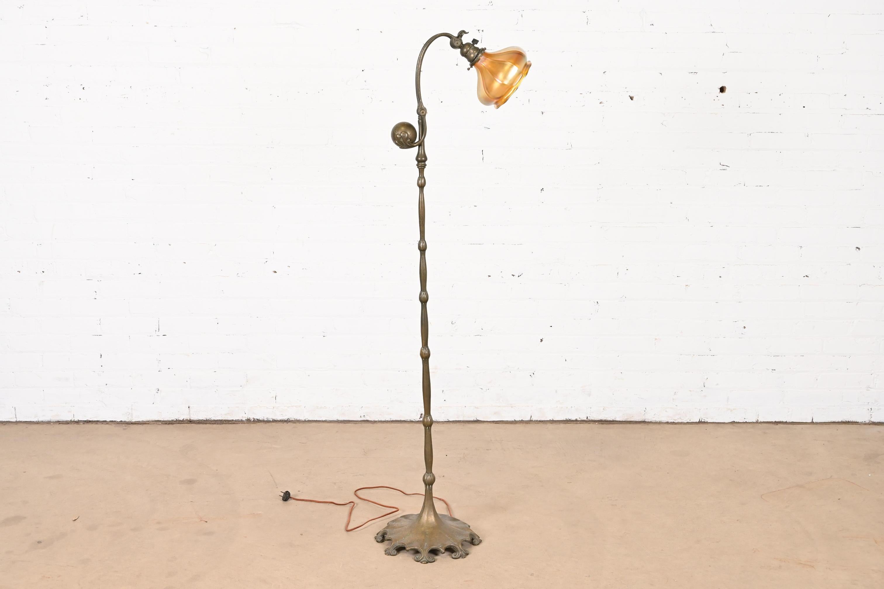 20th Century Tiffany Studios New York Bronze Counterbalance Floor Lamp, Circa 1910 For Sale