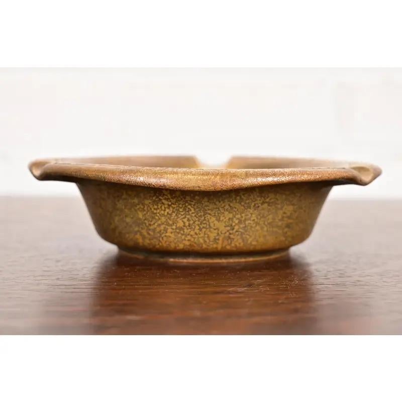 Tiffany Studios New York Bronze Doré Ashtray (amerikanisch) im Angebot