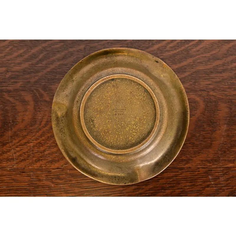 Tiffany Studios New York Bronze Doré Ashtray im Angebot 3
