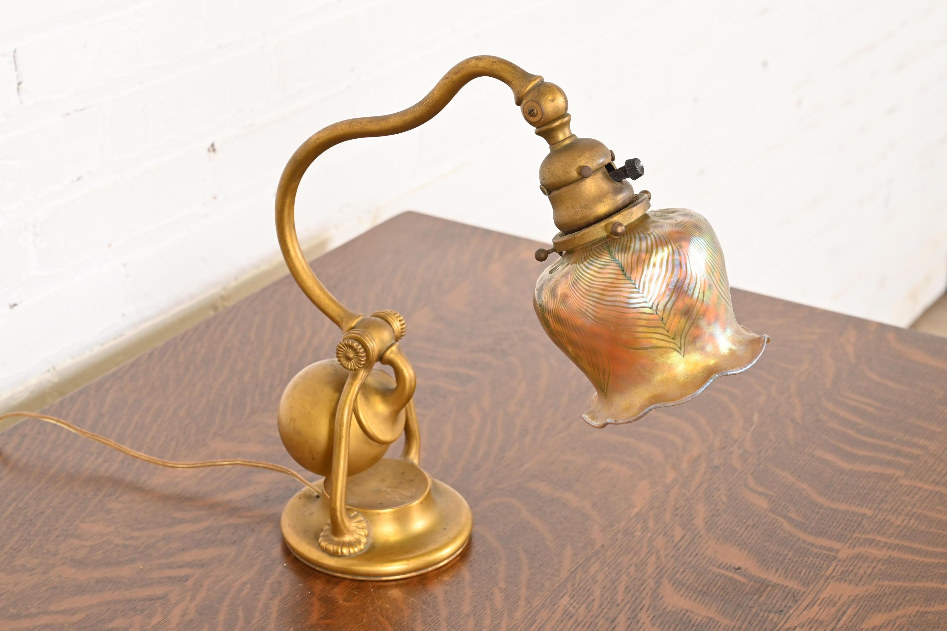 American Tiffany Studios New York Bronze Doré Counterbalance Desk Lamp For Sale