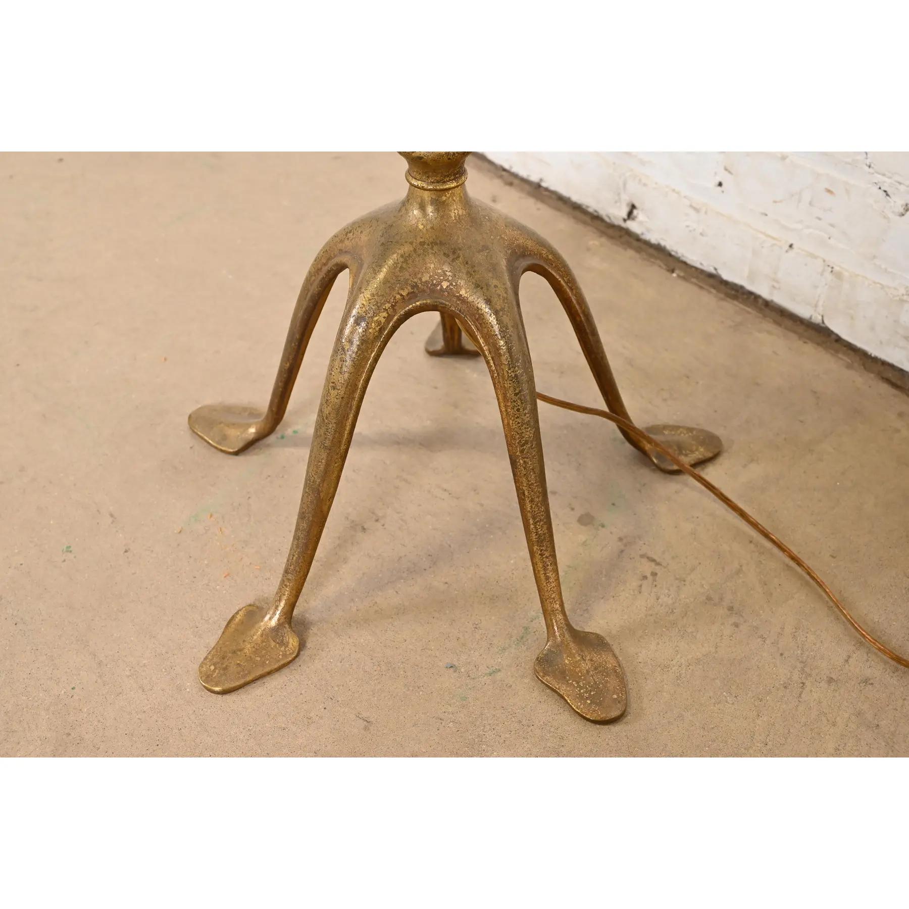 Lampadaire à contrepoids en bronze Doré de Tiffany Studios New York, Circa 1910 en vente 3